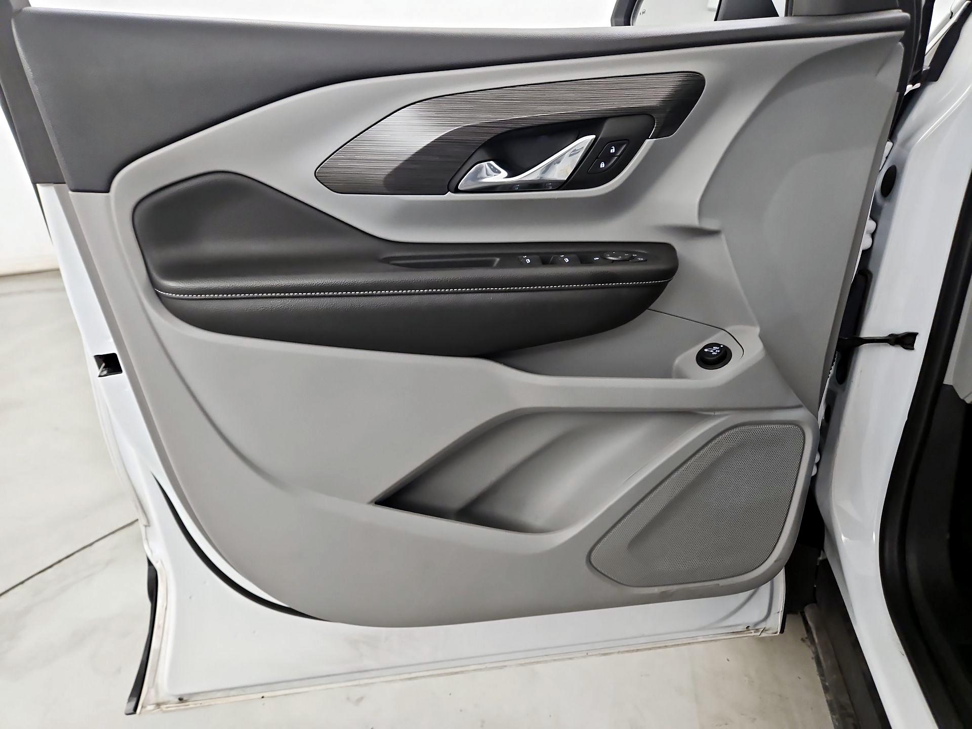 Thumbnail: 2023 GMC Terrain - 12