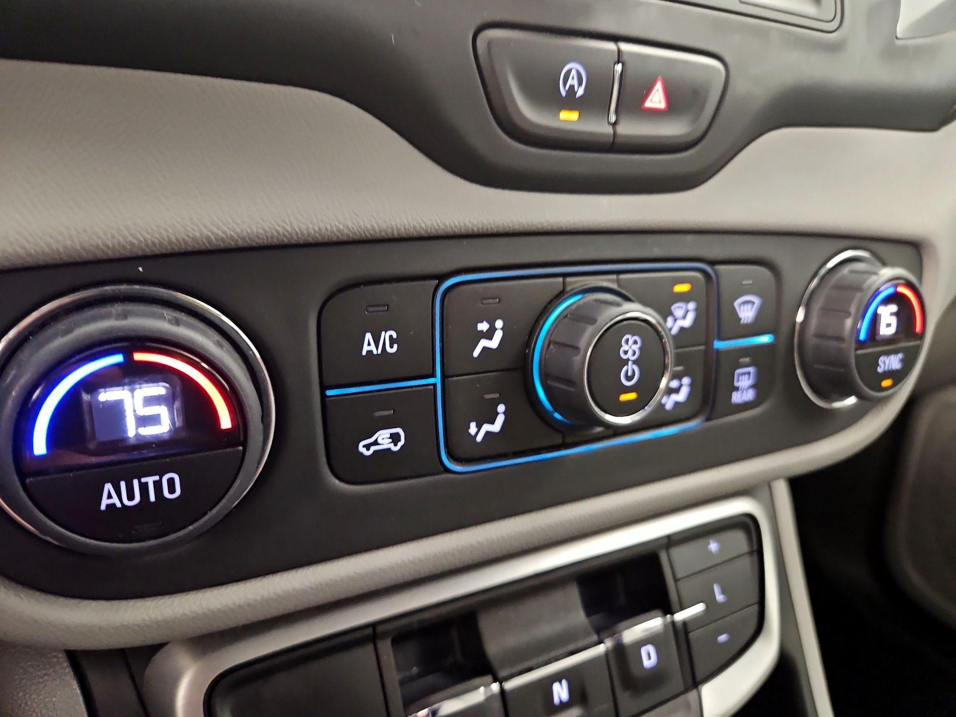 Thumbnail: 2023 GMC Terrain - 16