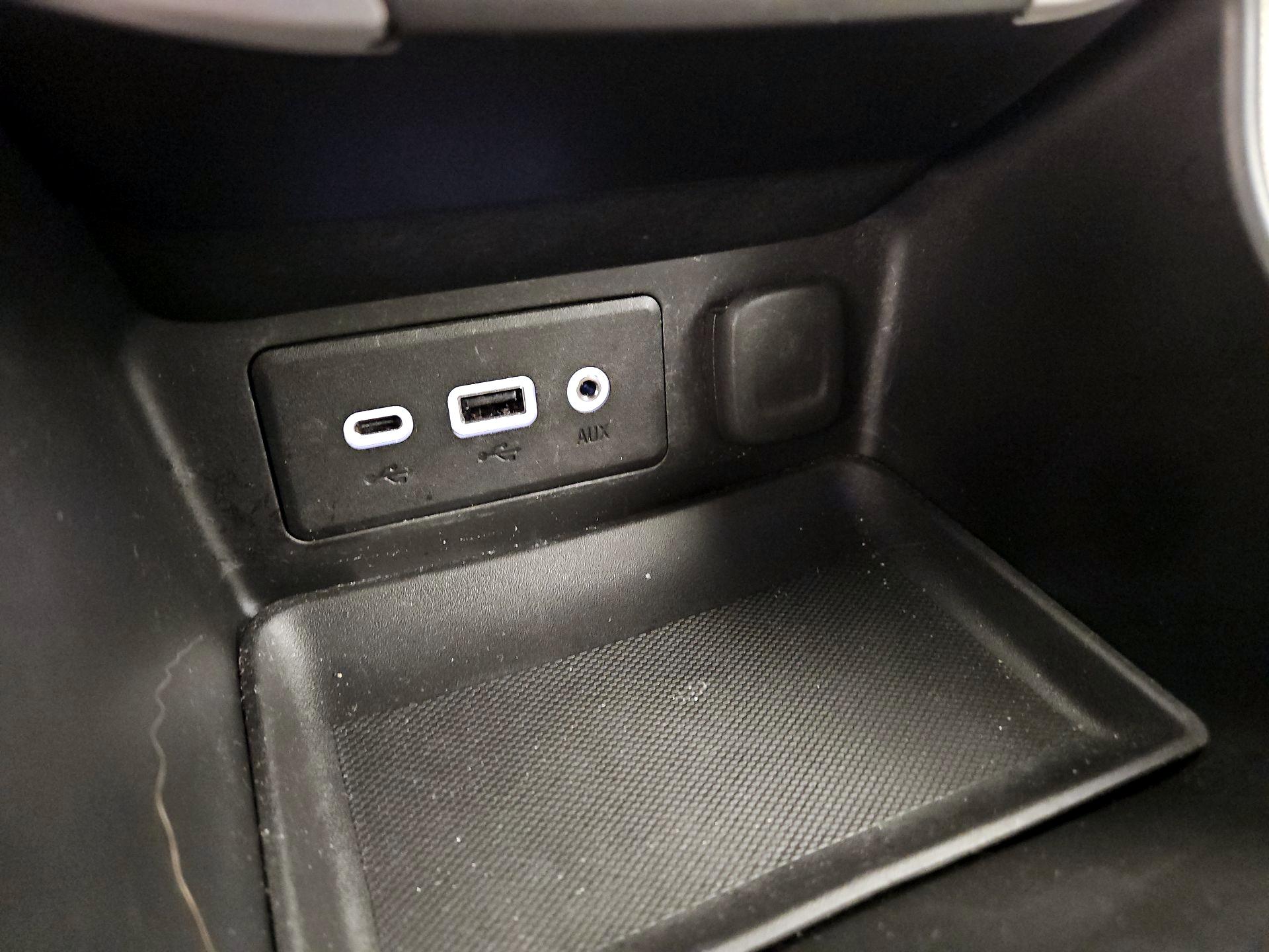 Thumbnail: 2023 GMC Terrain - 18