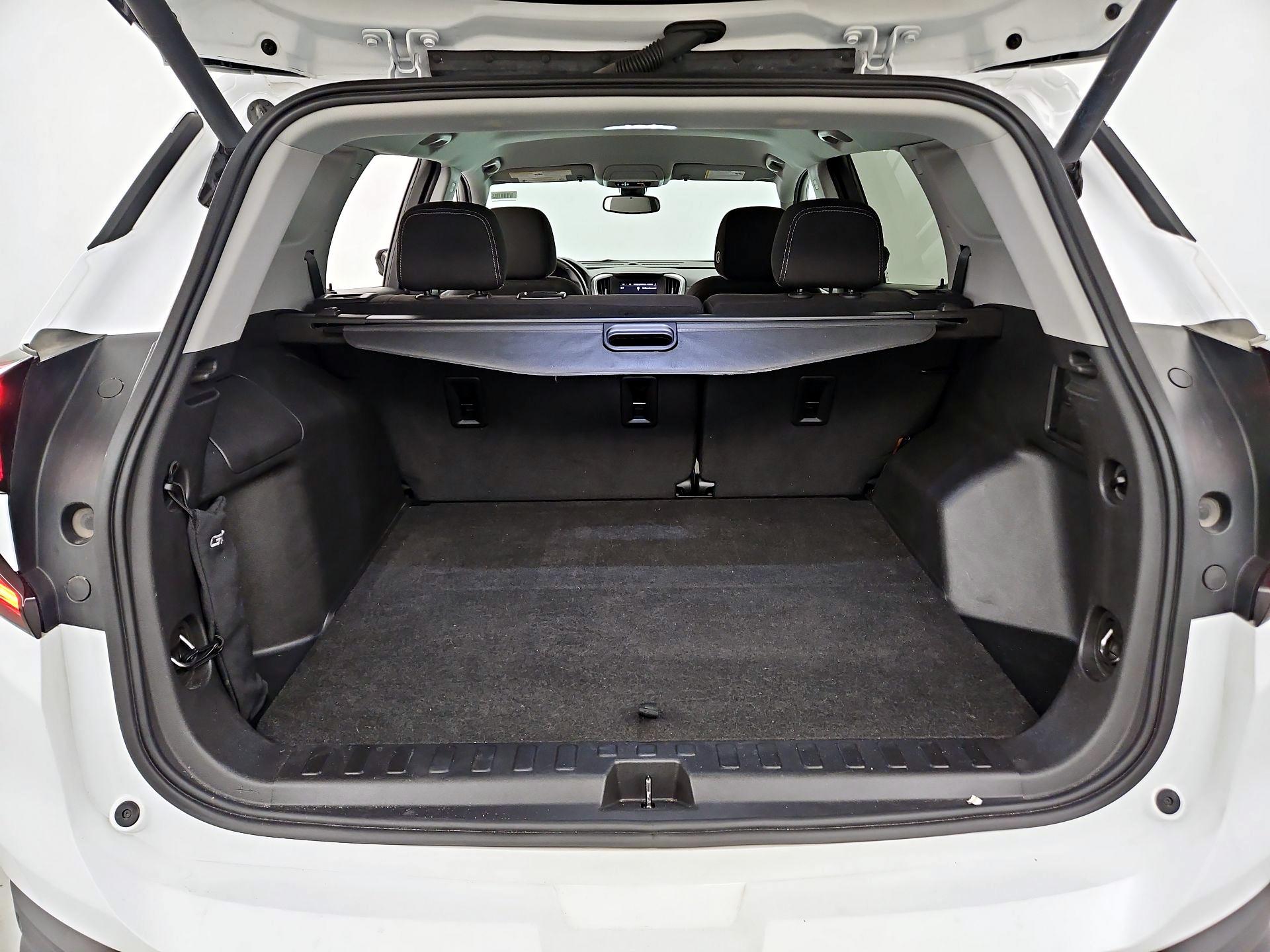 Thumbnail: 2023 GMC Terrain - 20