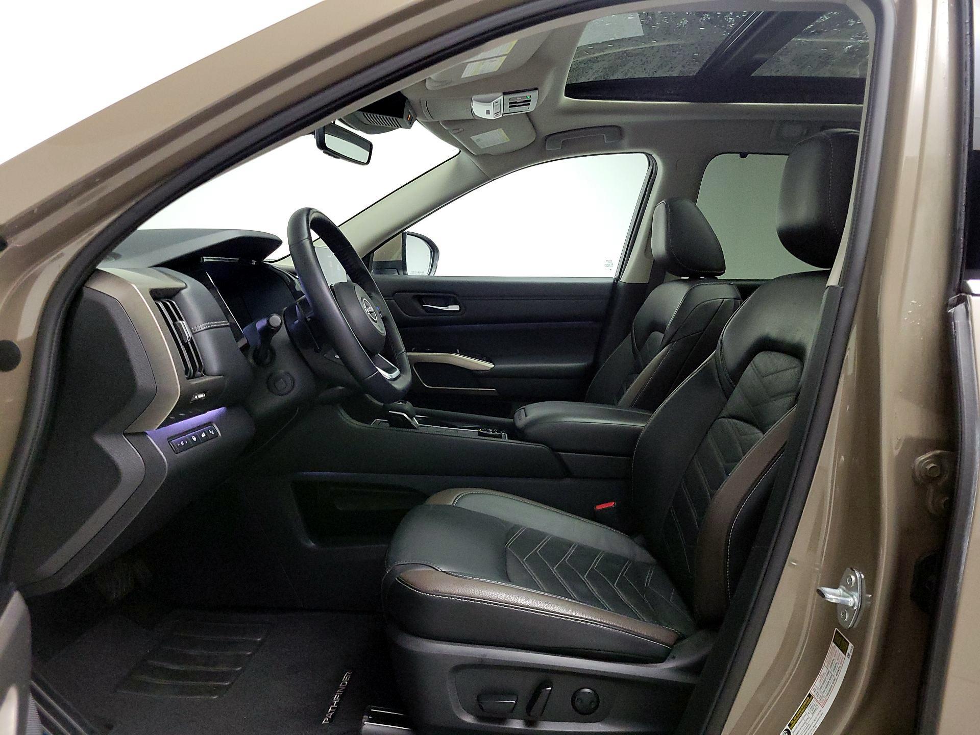 Thumbnail: 2024 Nissan Pathfinder - 11