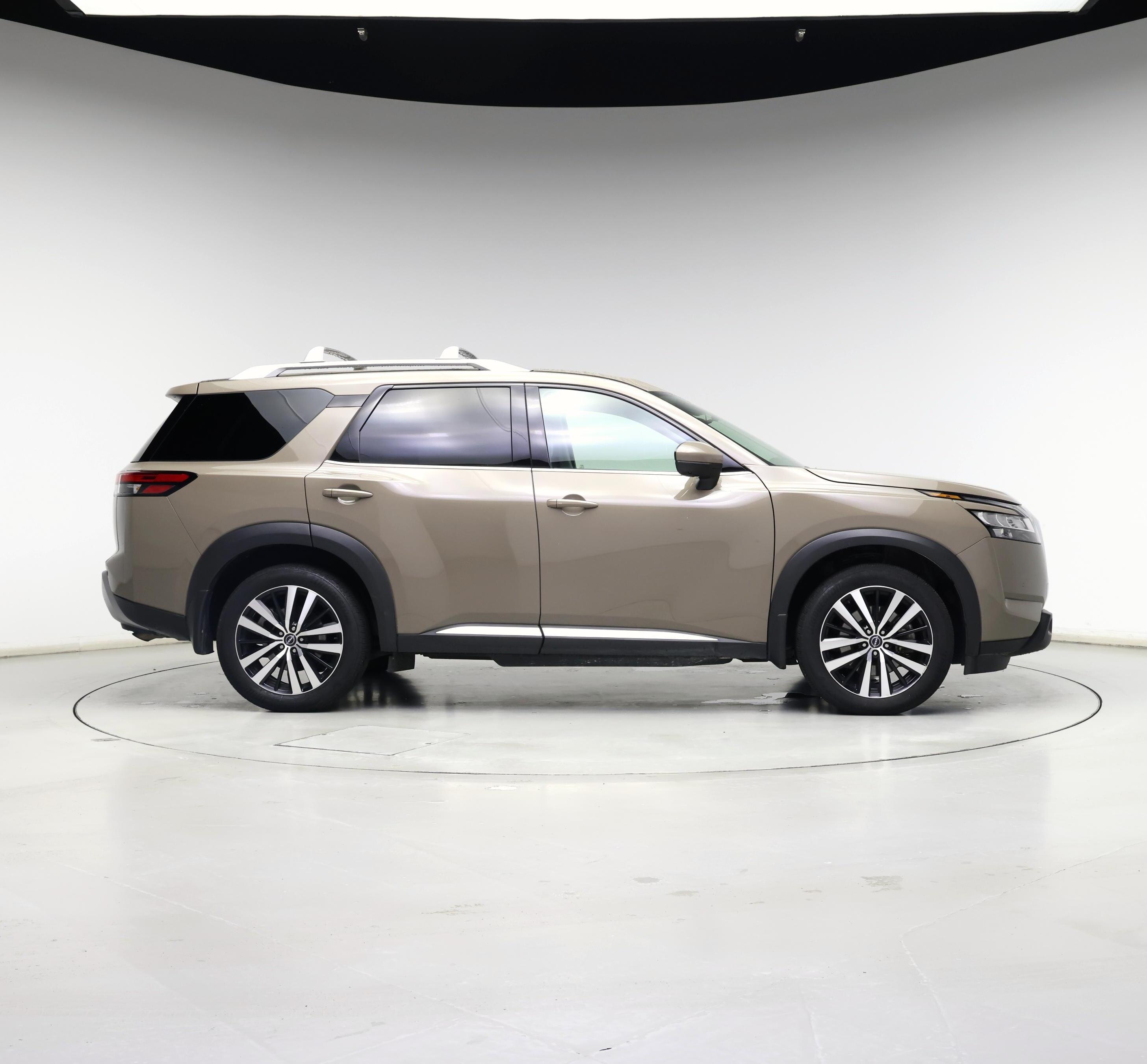 Thumbnail: 2024 Nissan Pathfinder - 7