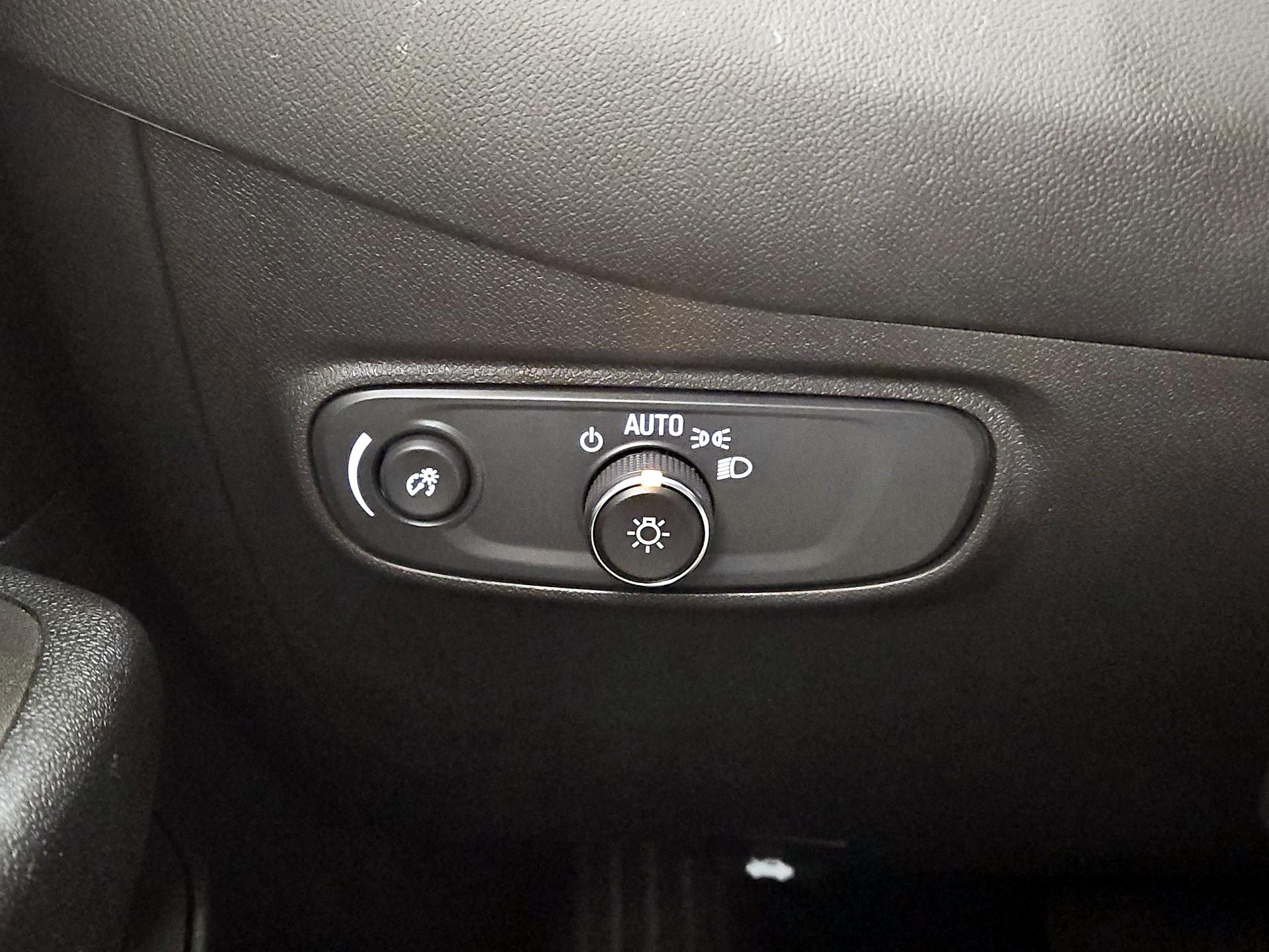 Thumbnail: 2023 Chevrolet Equinox - 13