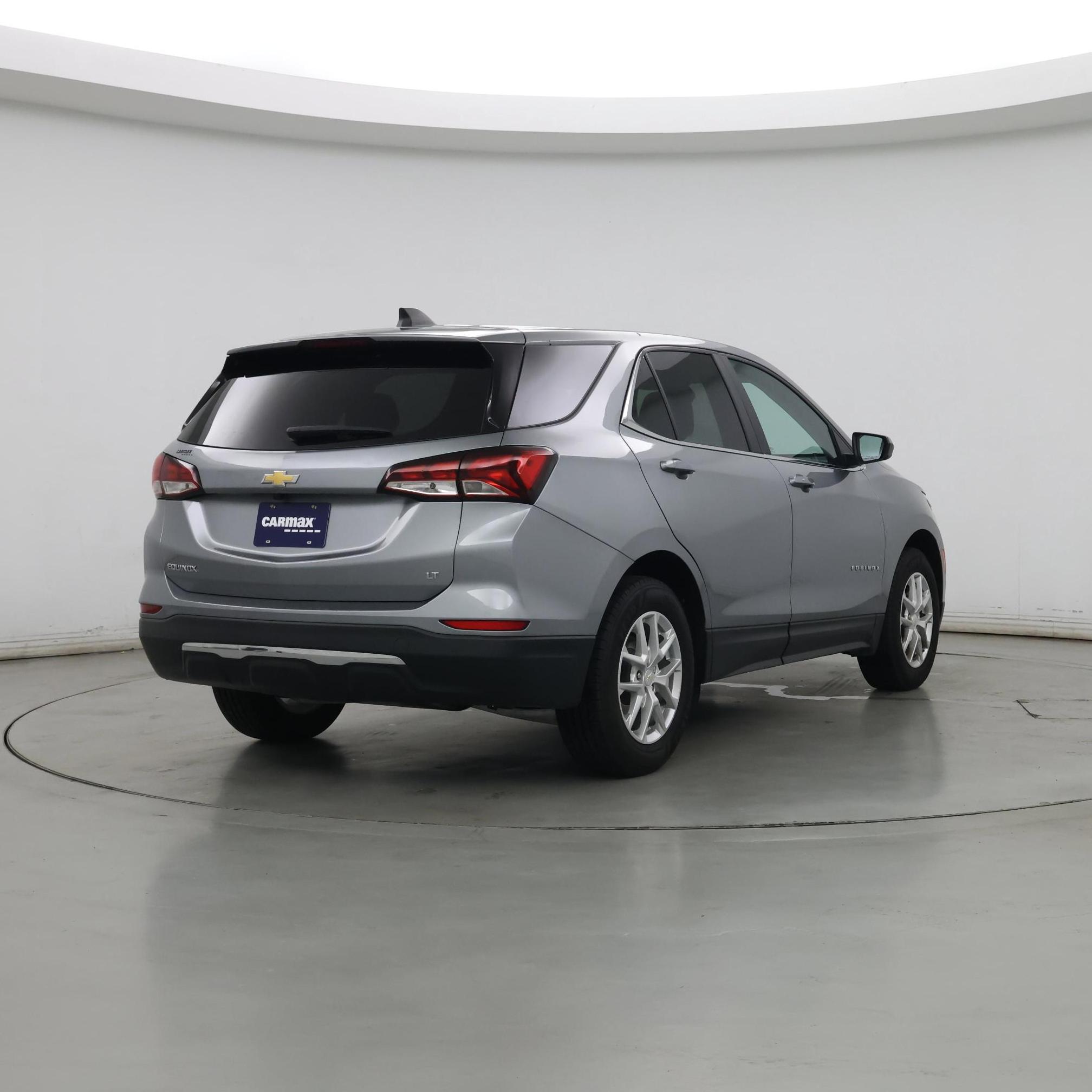 Thumbnail: 2023 Chevrolet Equinox - 8