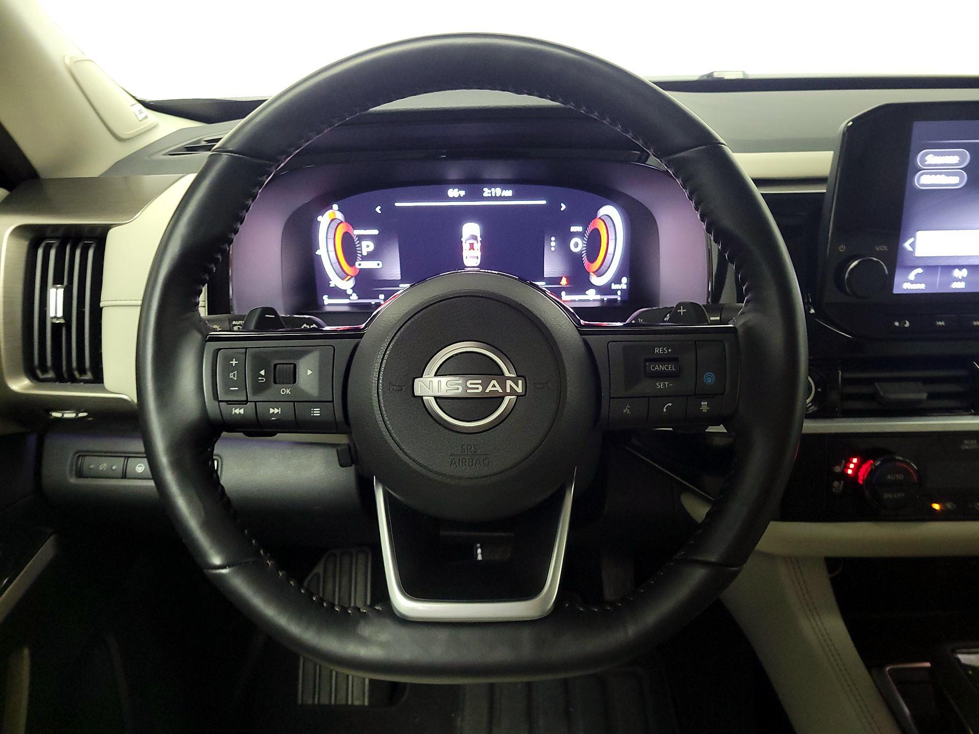 Thumbnail: 2022 Nissan Pathfinder - 10