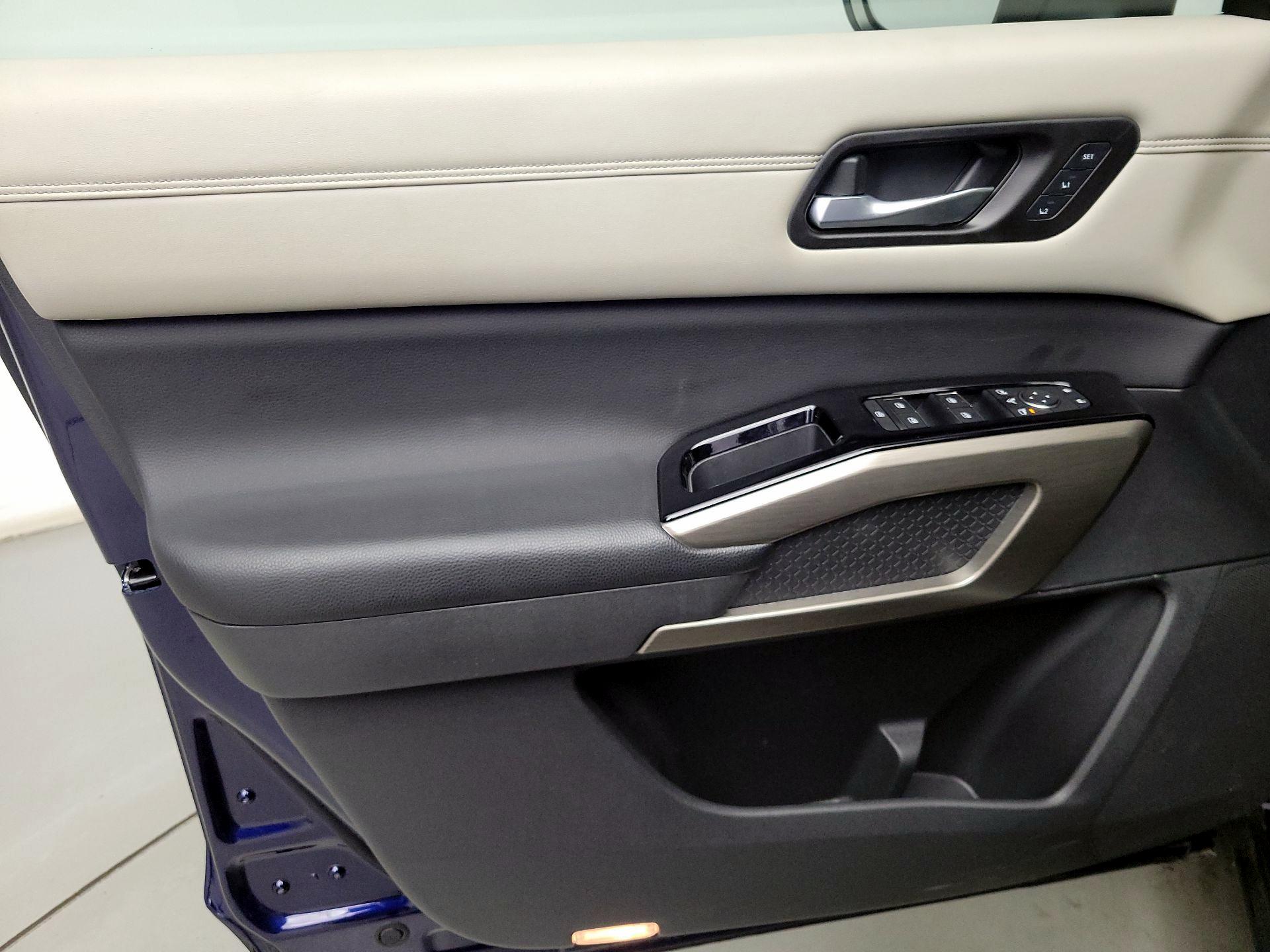 Thumbnail: 2022 Nissan Pathfinder - 12