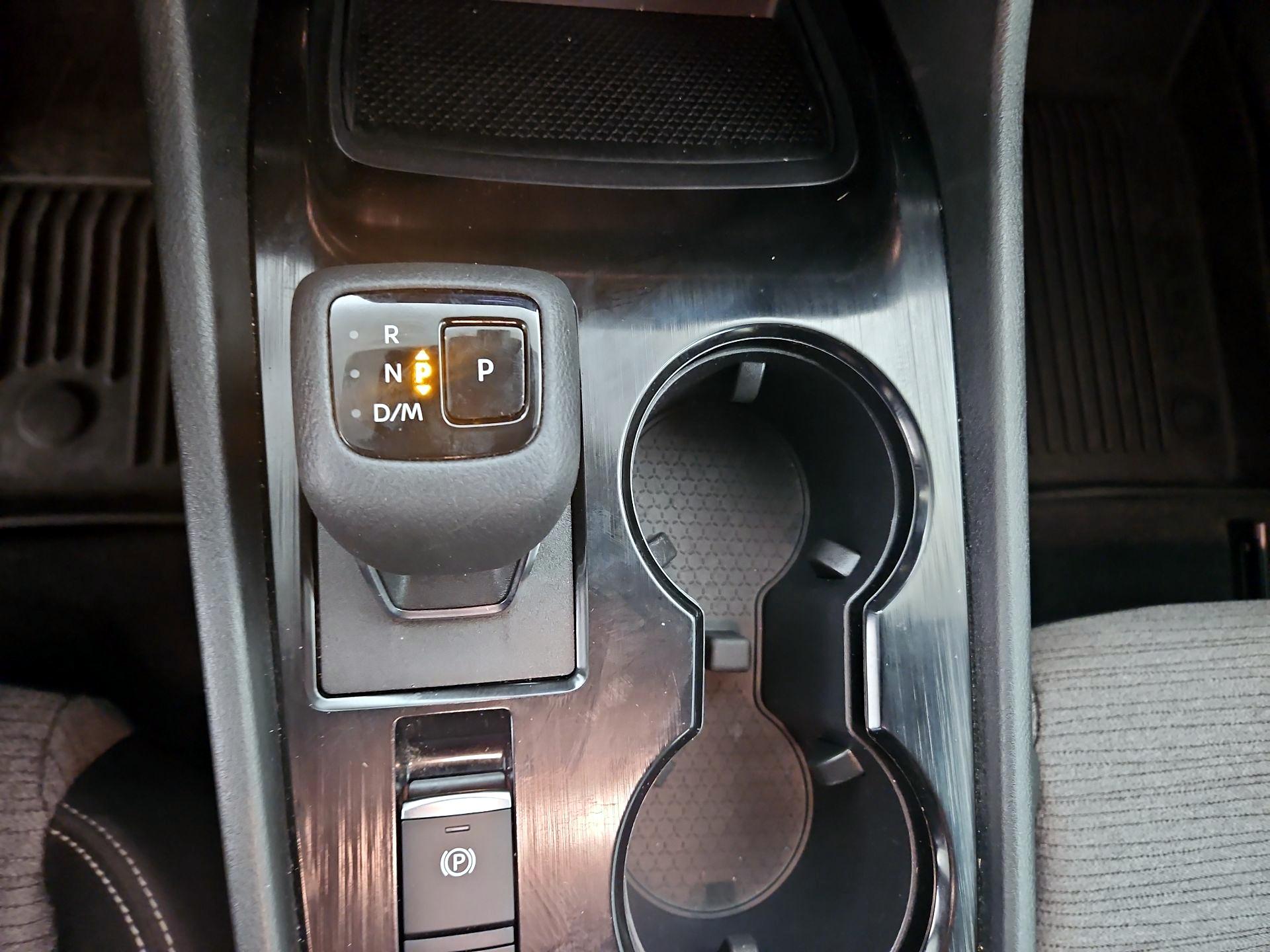 Thumbnail: 2022 Nissan Rogue - 17