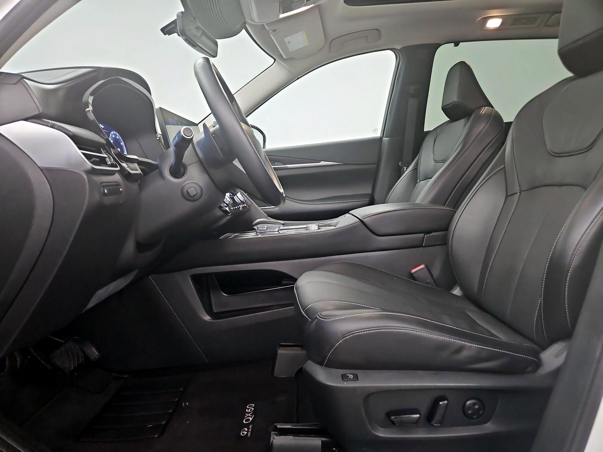 Thumbnail: 2023 INFINITI QX60 - 11