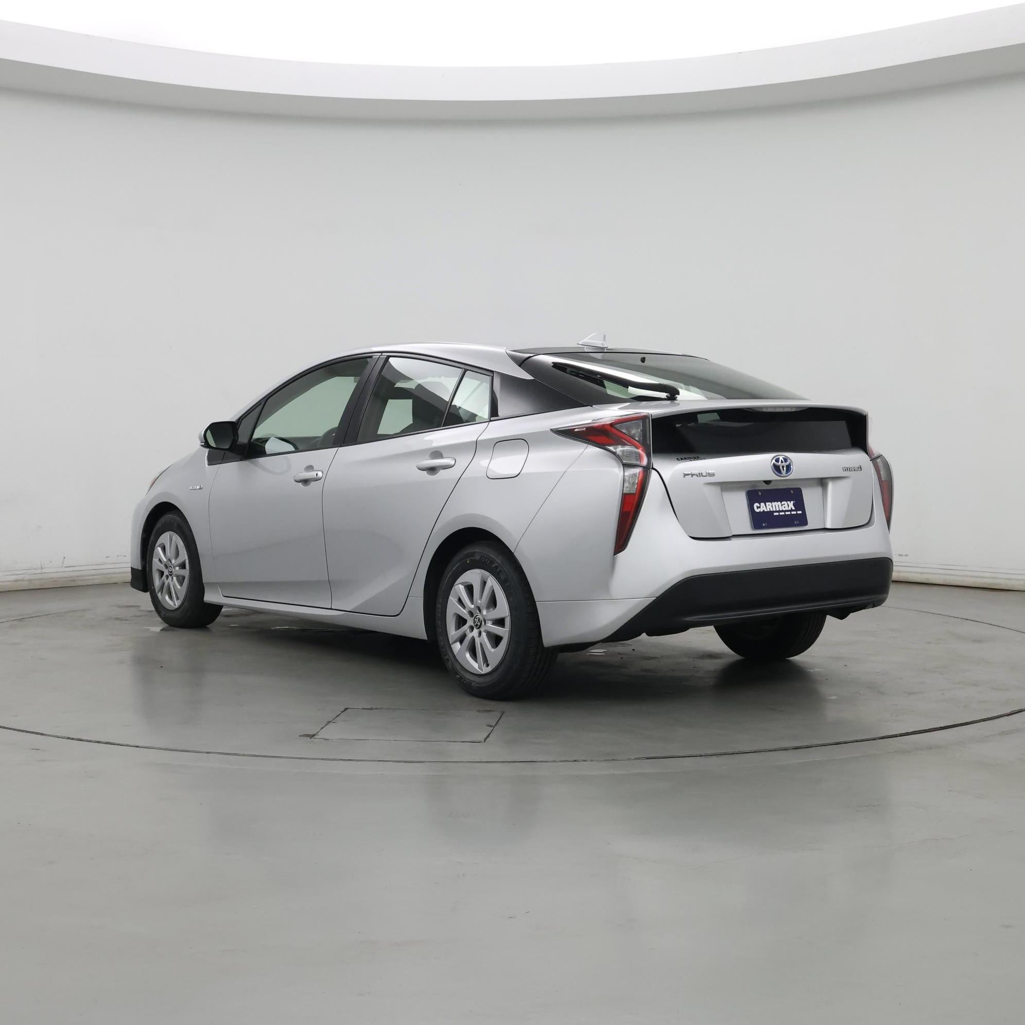 Thumbnail: 2017 Toyota Prius - 2