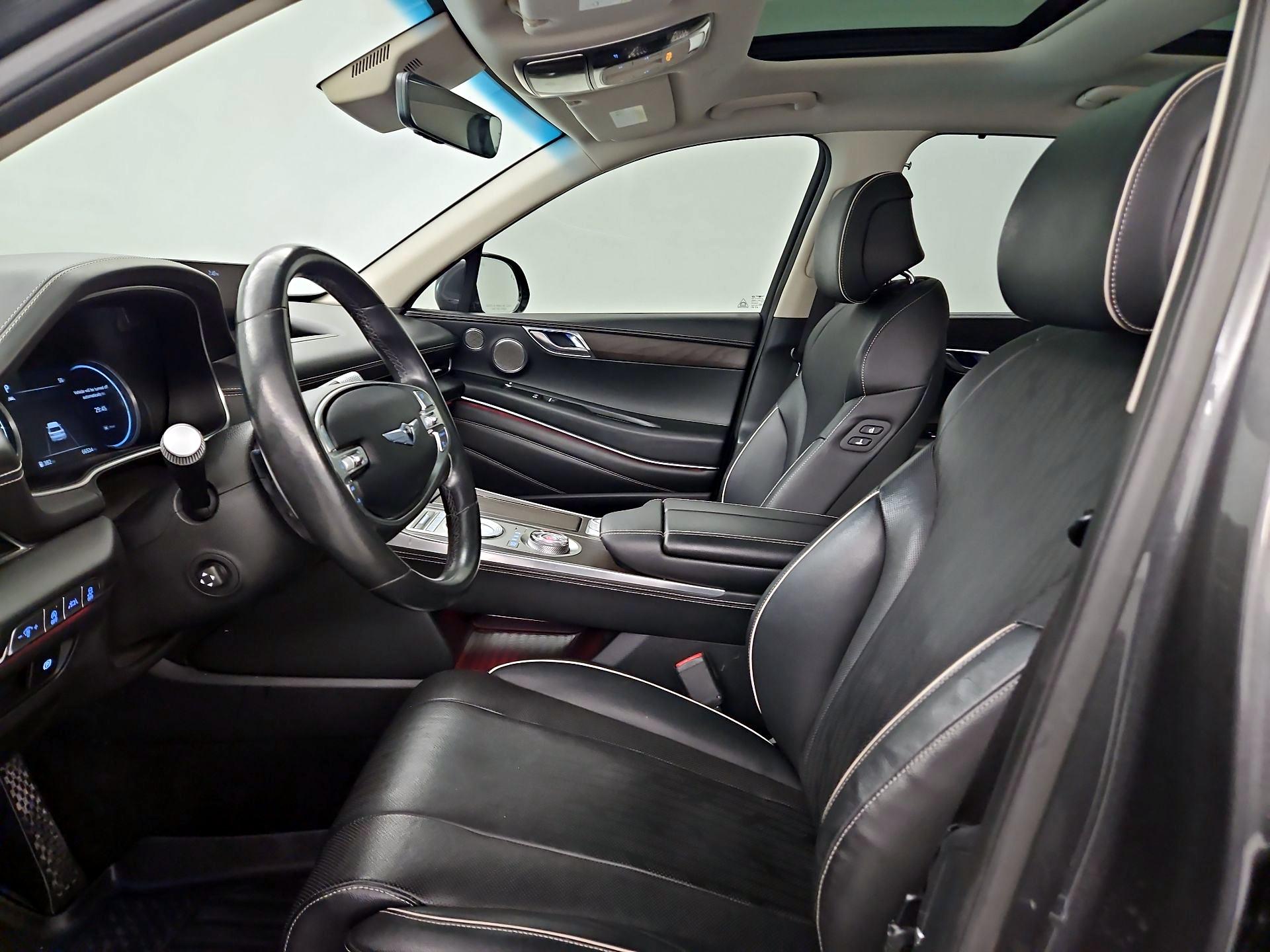 Thumbnail: 2021 Genesis GV80 - 11