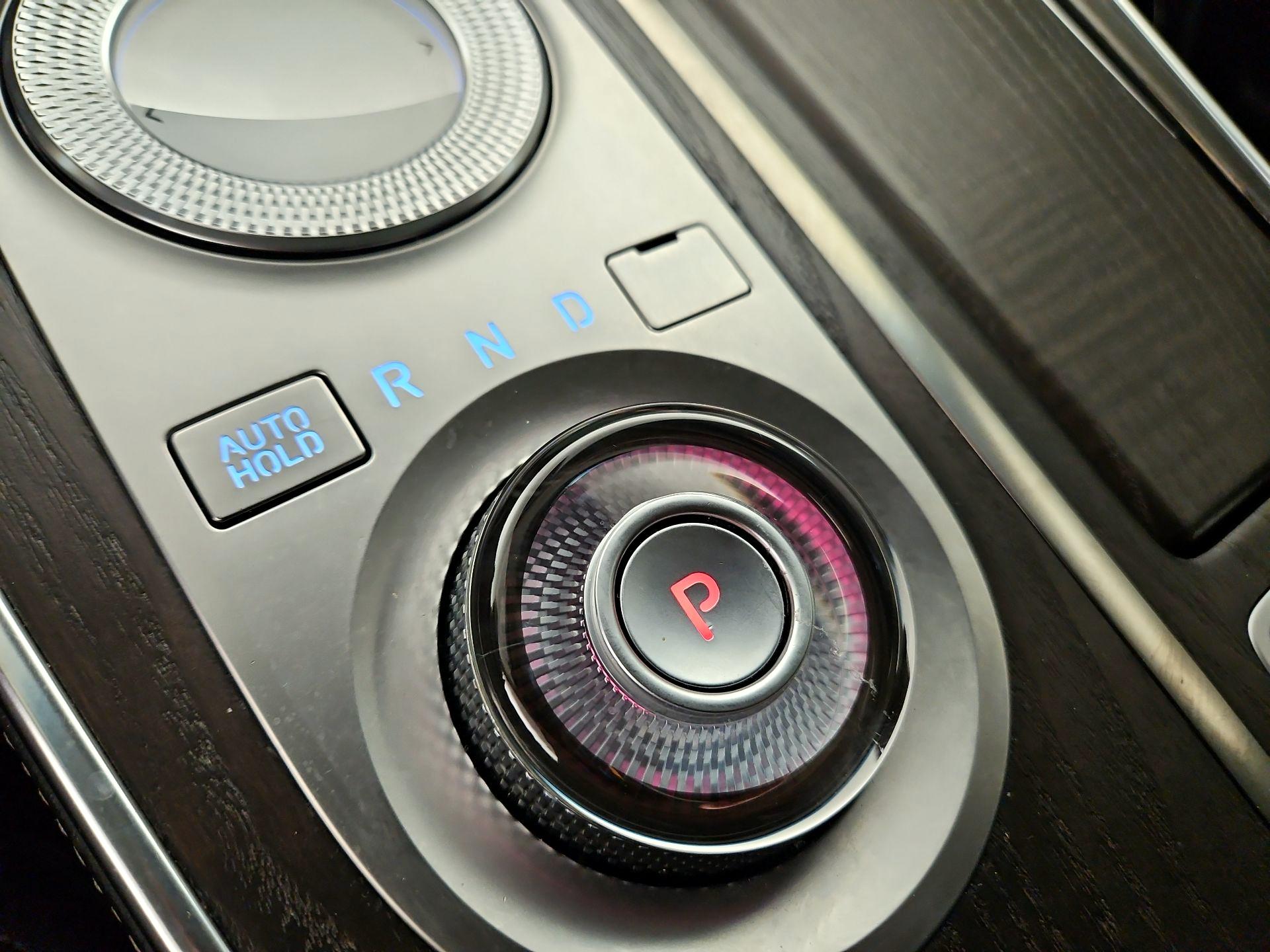 Thumbnail: 2021 Genesis GV80 - 18