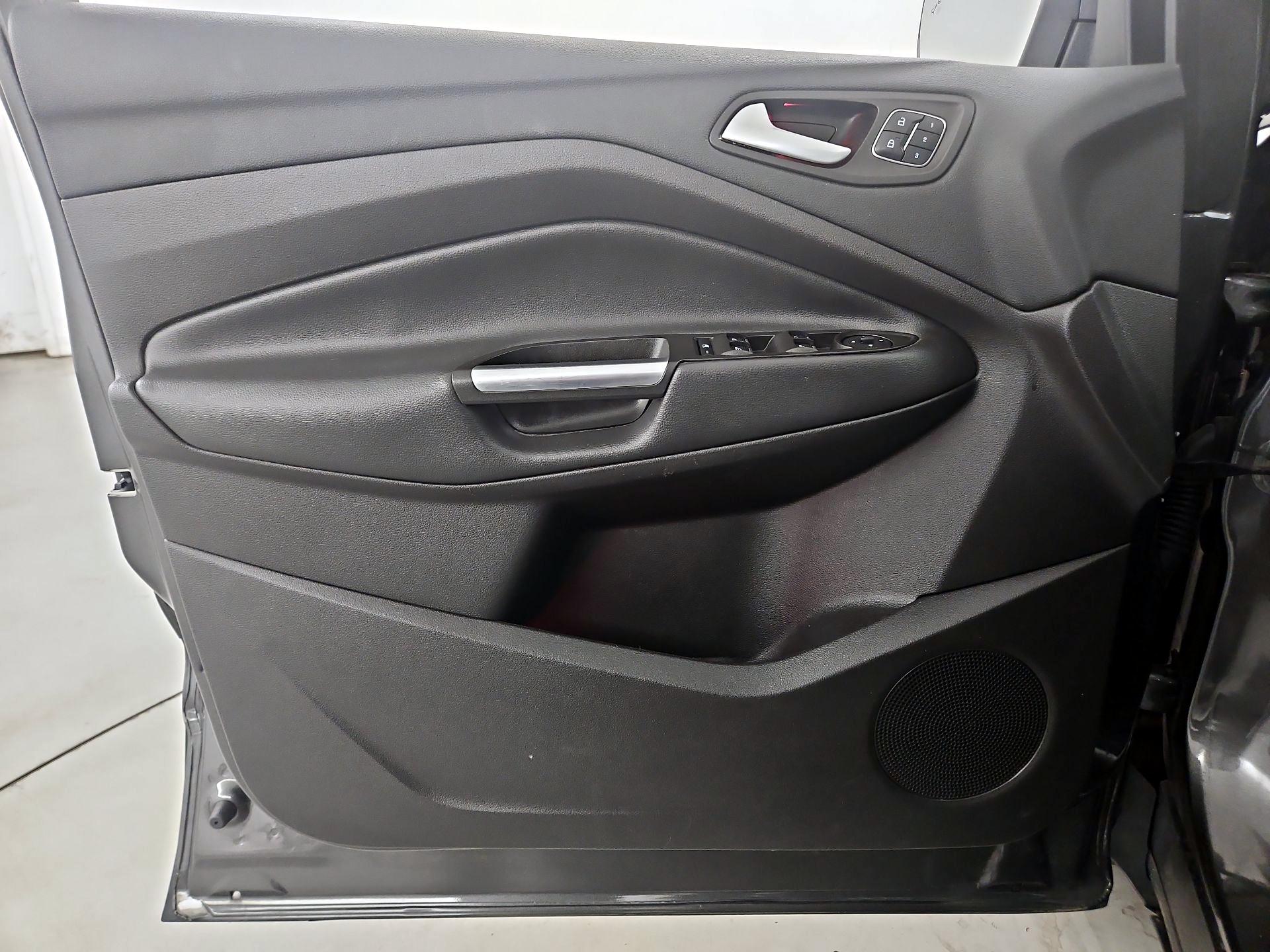 Thumbnail: 2017 Ford Escape - 12