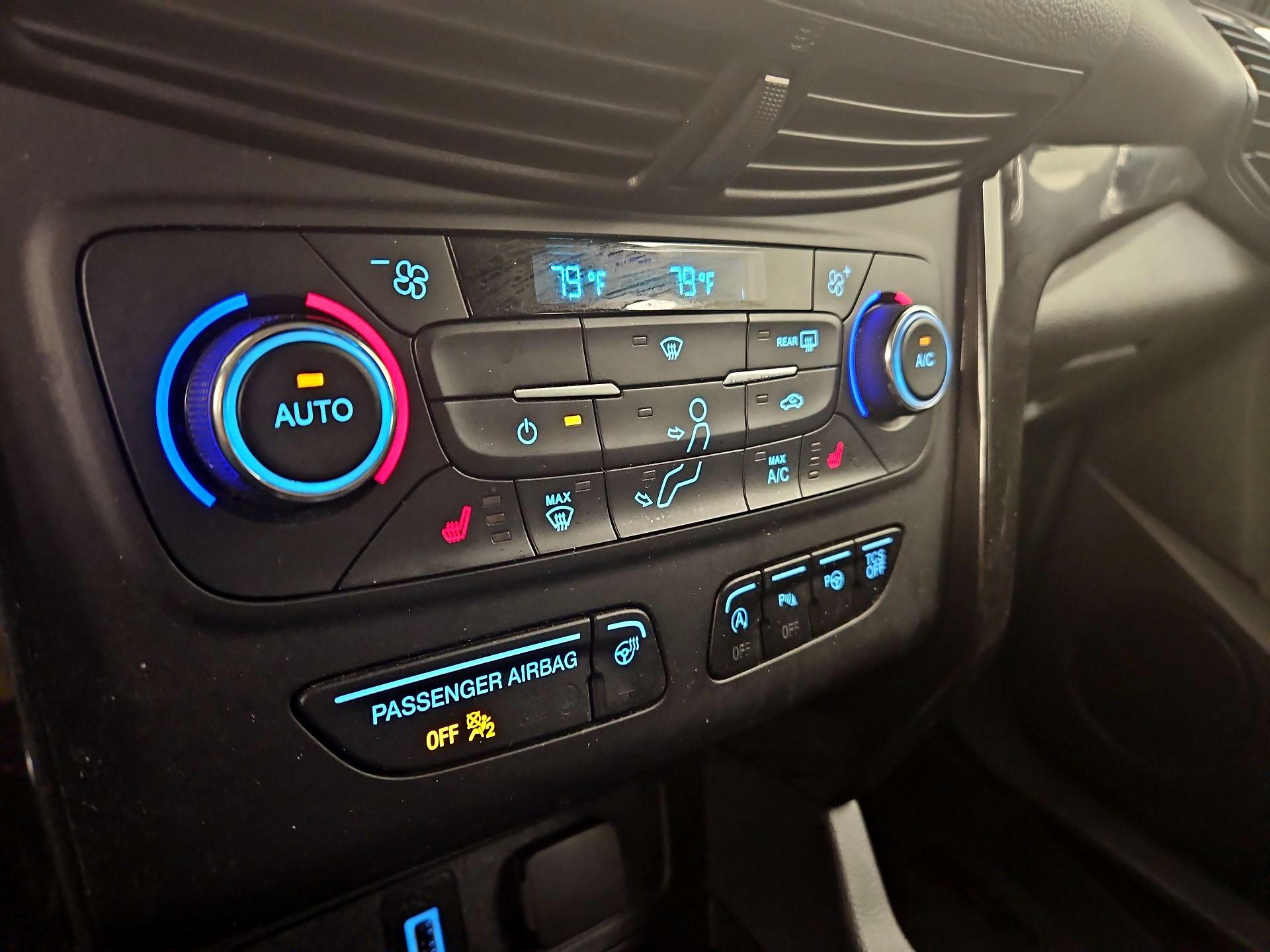 Thumbnail: 2017 Ford Escape - 17