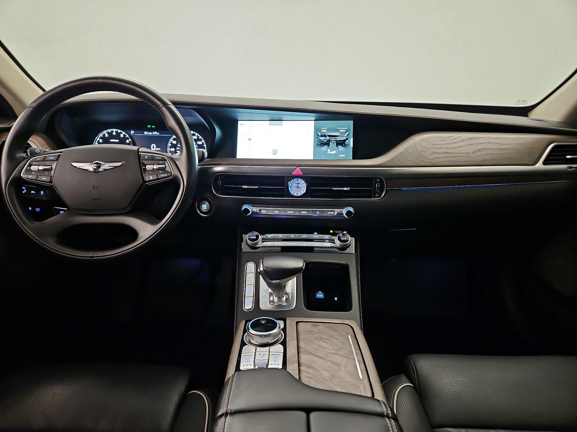 Thumbnail: 2021 Genesis G90 - 9