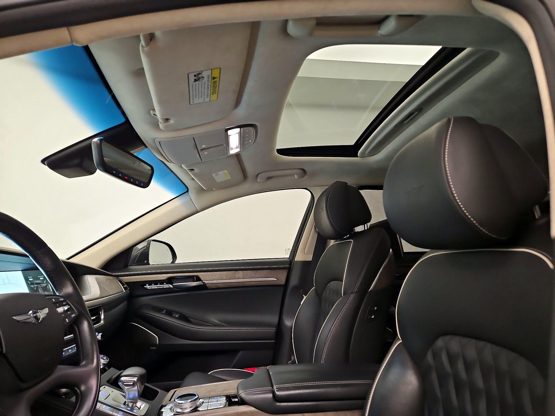 Thumbnail: 2021 Genesis G90 - 20