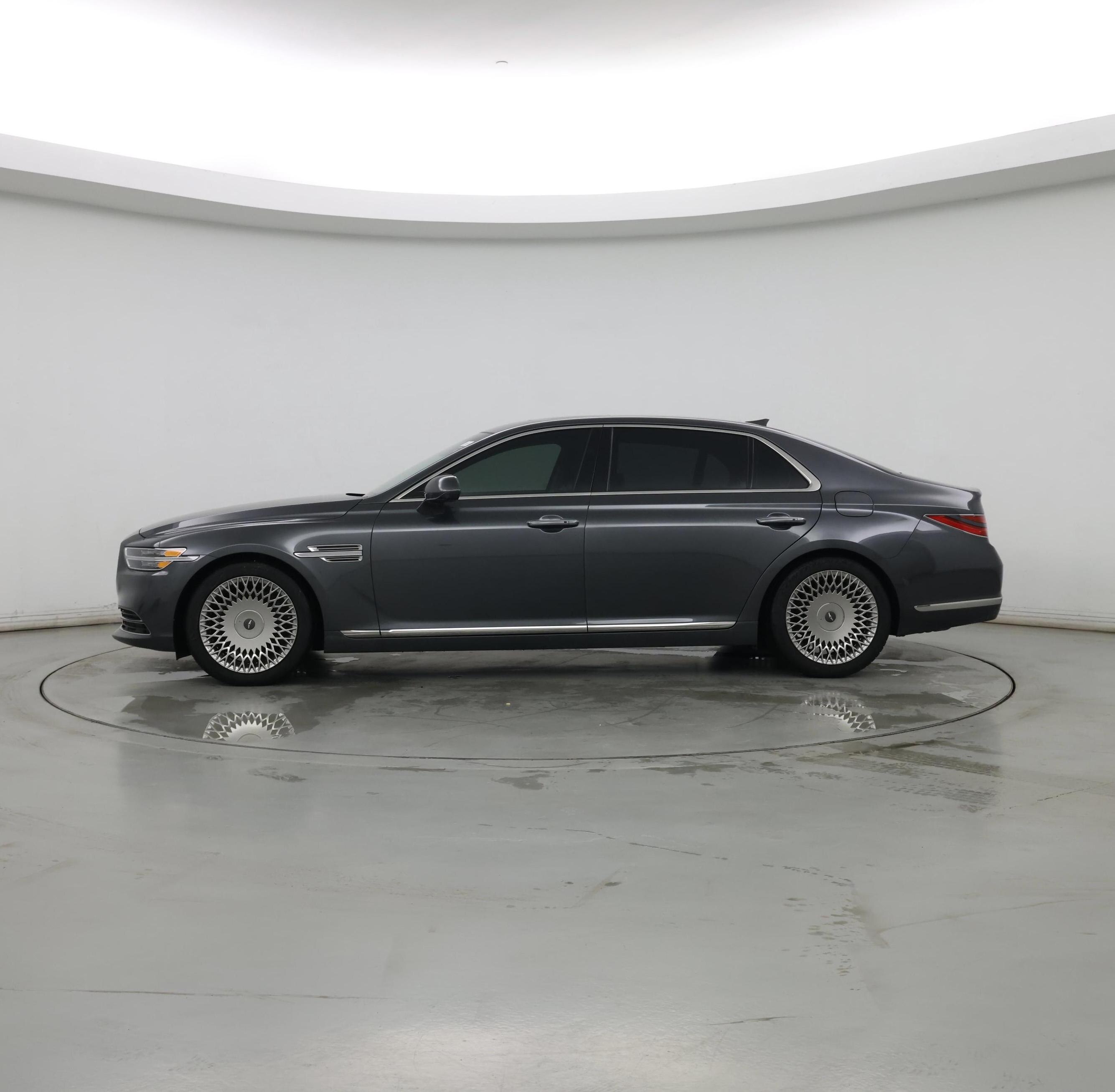 Thumbnail: 2021 Genesis G90 - 3