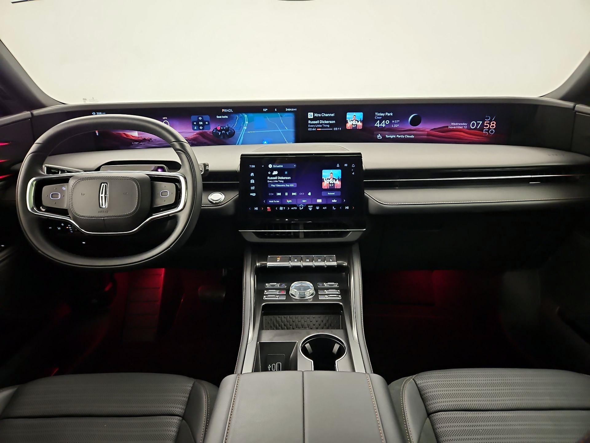 Thumbnail: 2024 Lincoln Nautilus - 9