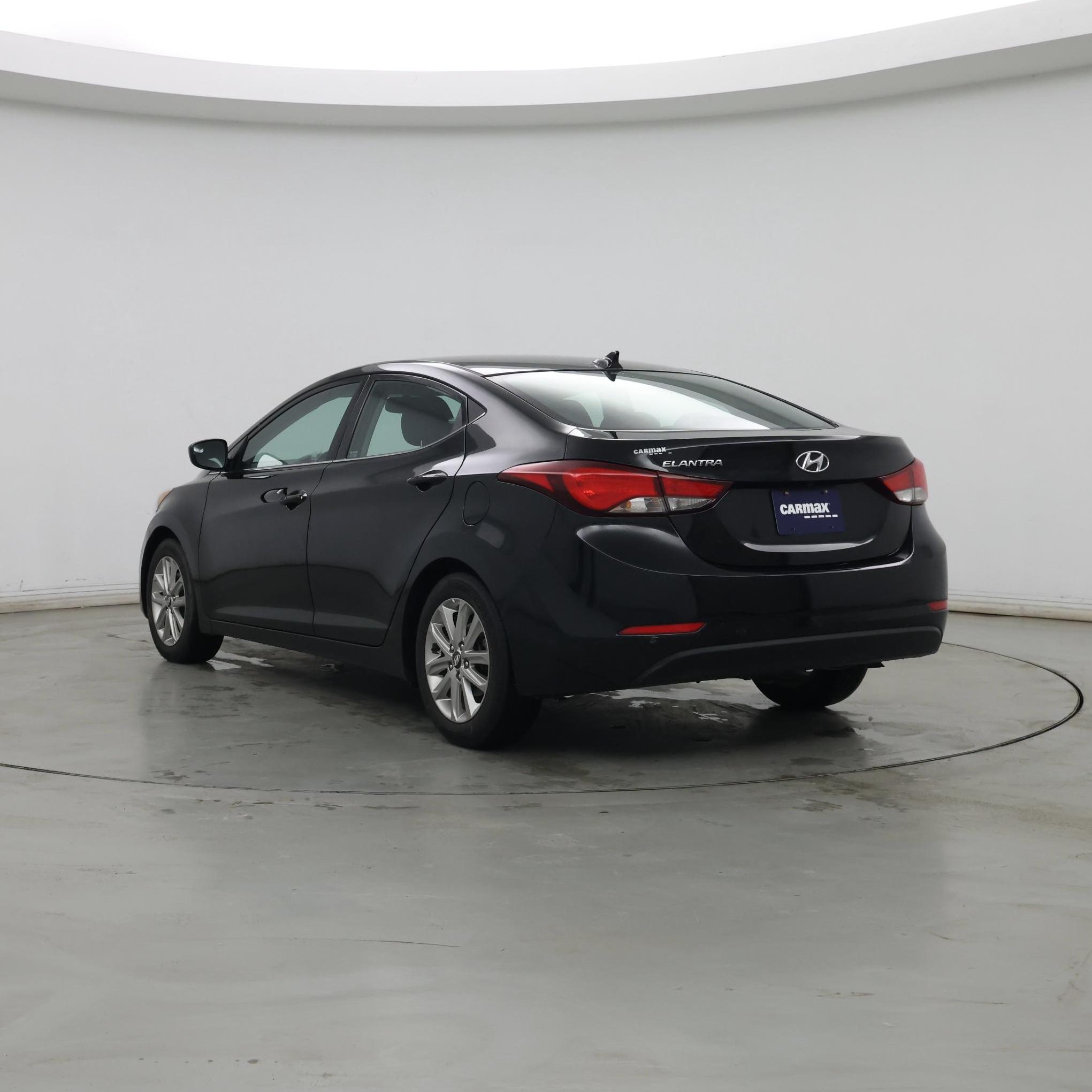 Thumbnail: 2015 Hyundai Elantra - 2