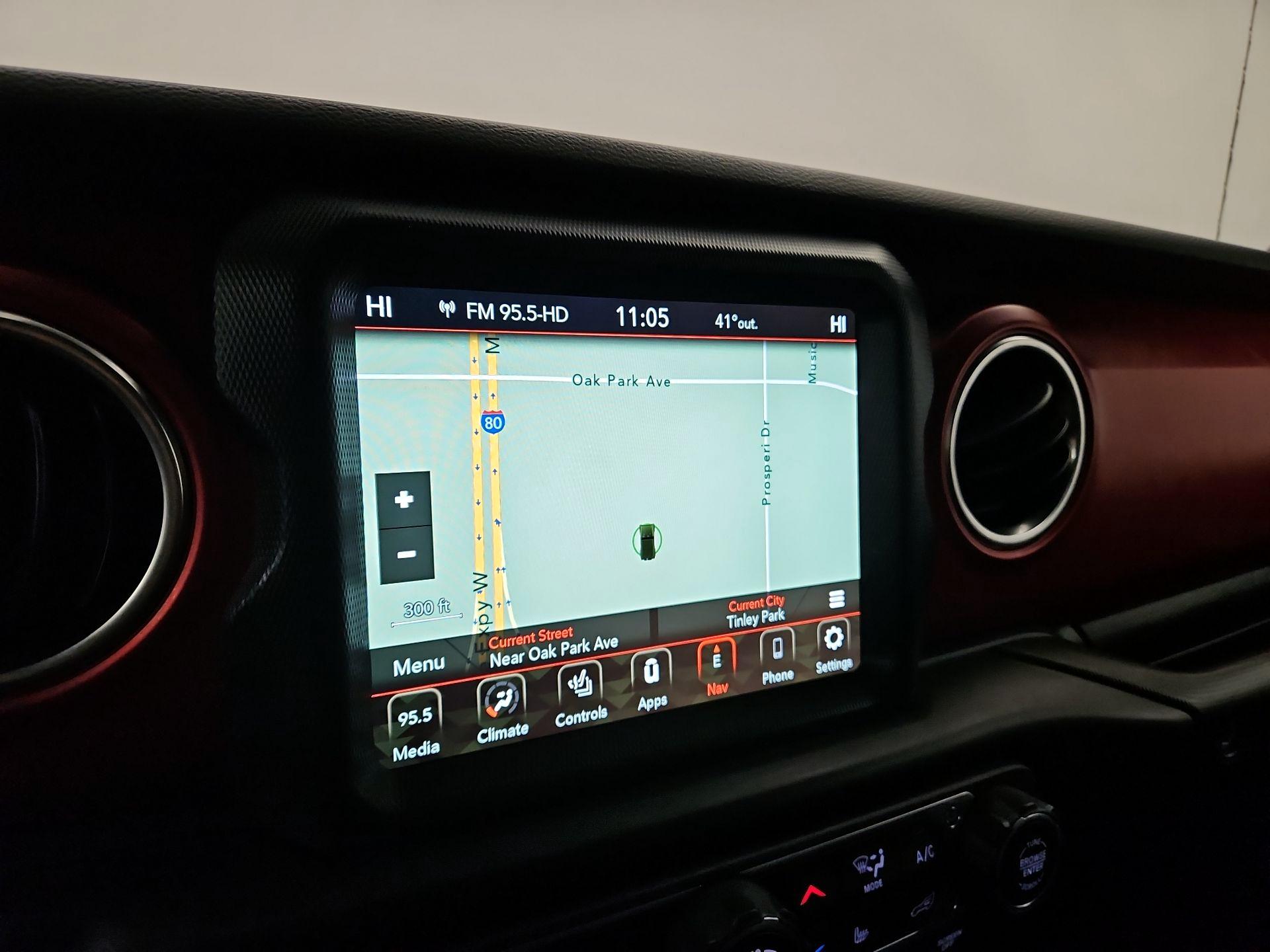 Thumbnail: 2022 Jeep Wrangler - 14