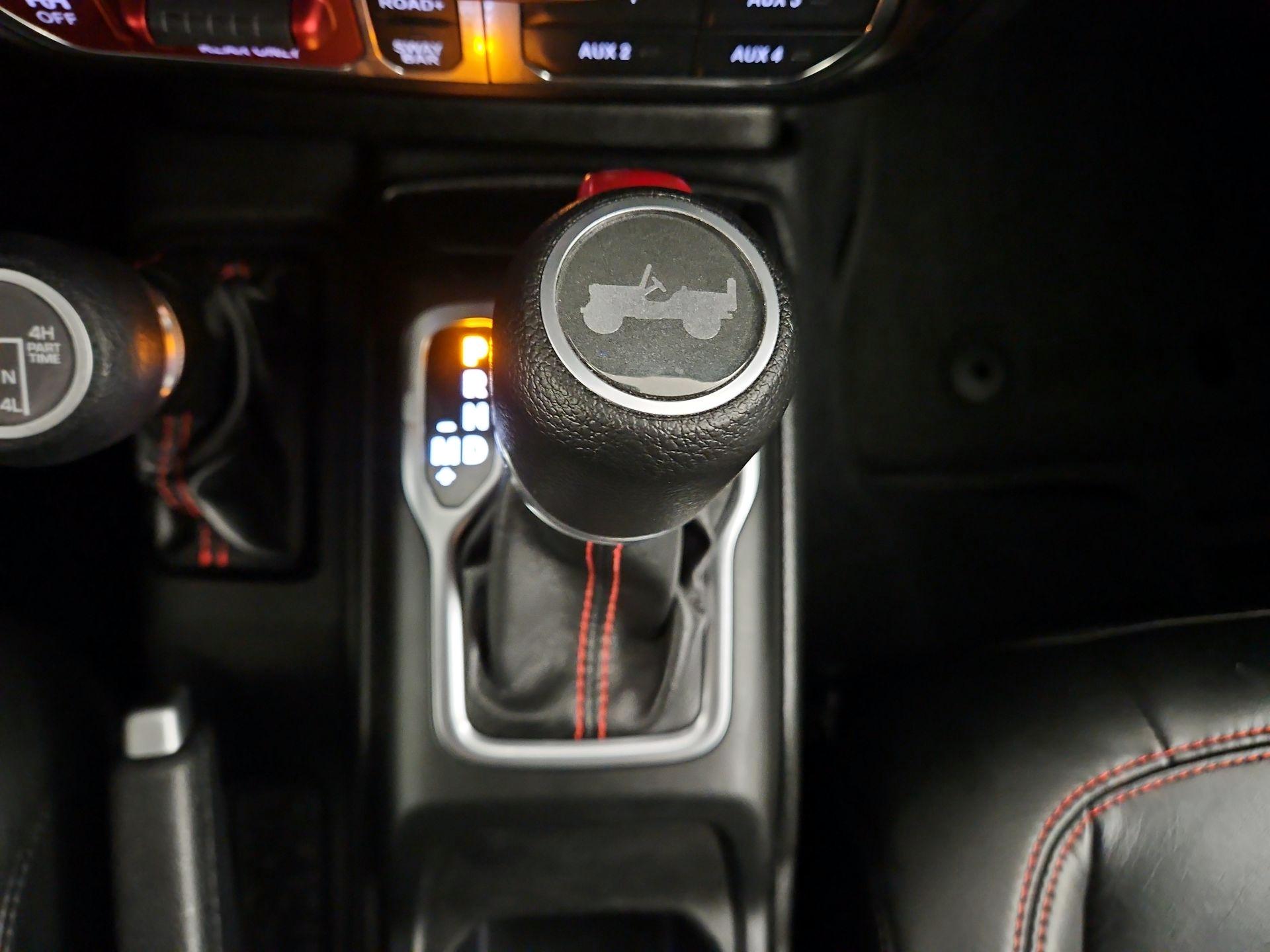 Thumbnail: 2022 Jeep Wrangler - 18