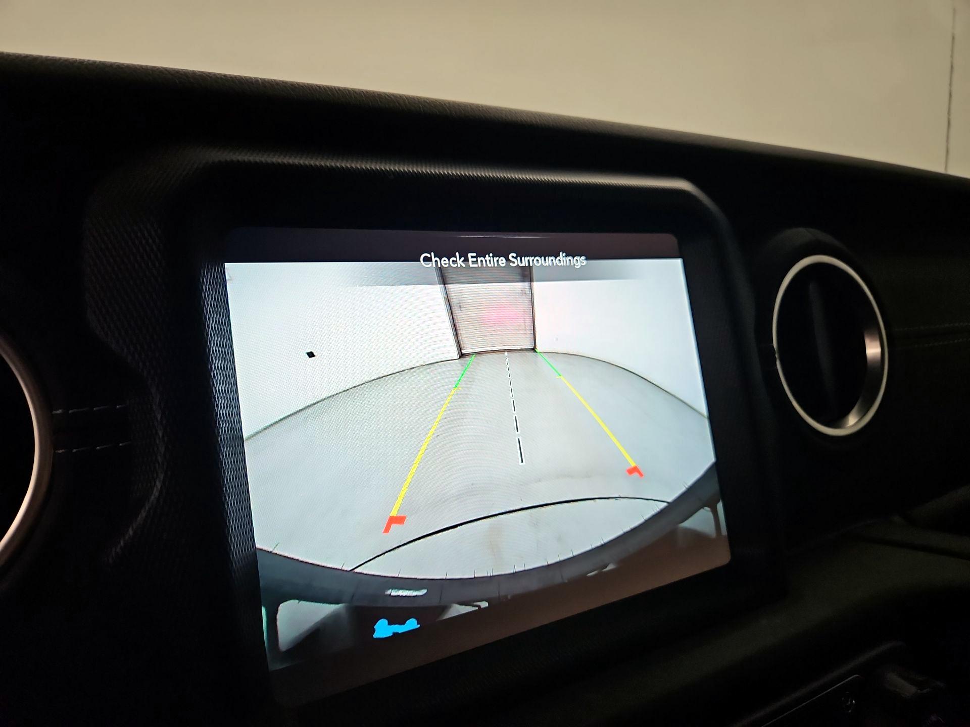 Thumbnail: 2022 Jeep Wrangler - 15