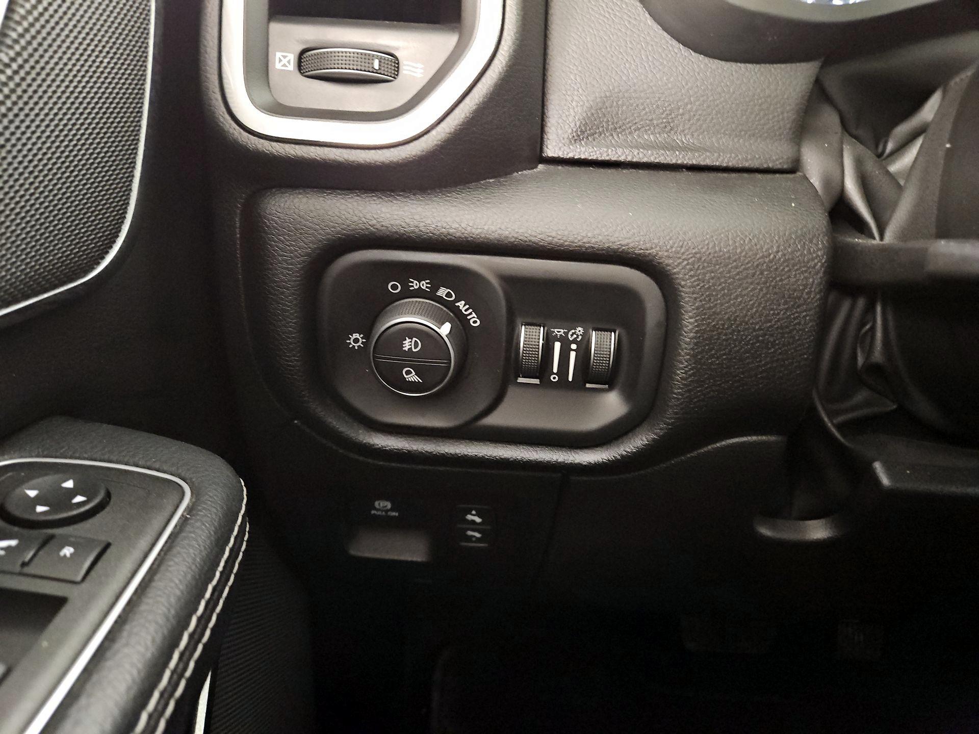 Thumbnail: 2022 RAM 1500 - 13