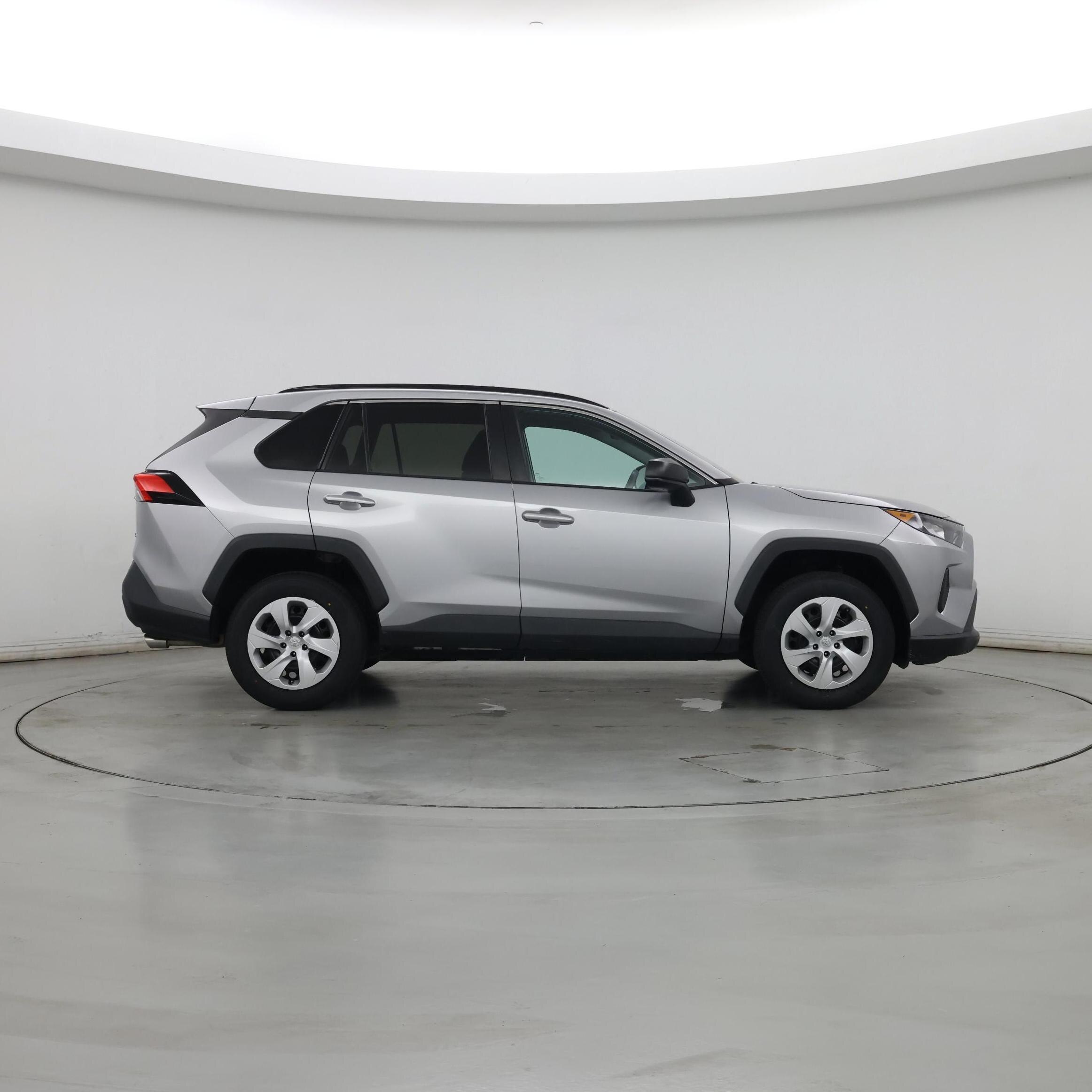 Thumbnail: 2020 Toyota RAV4 - 7