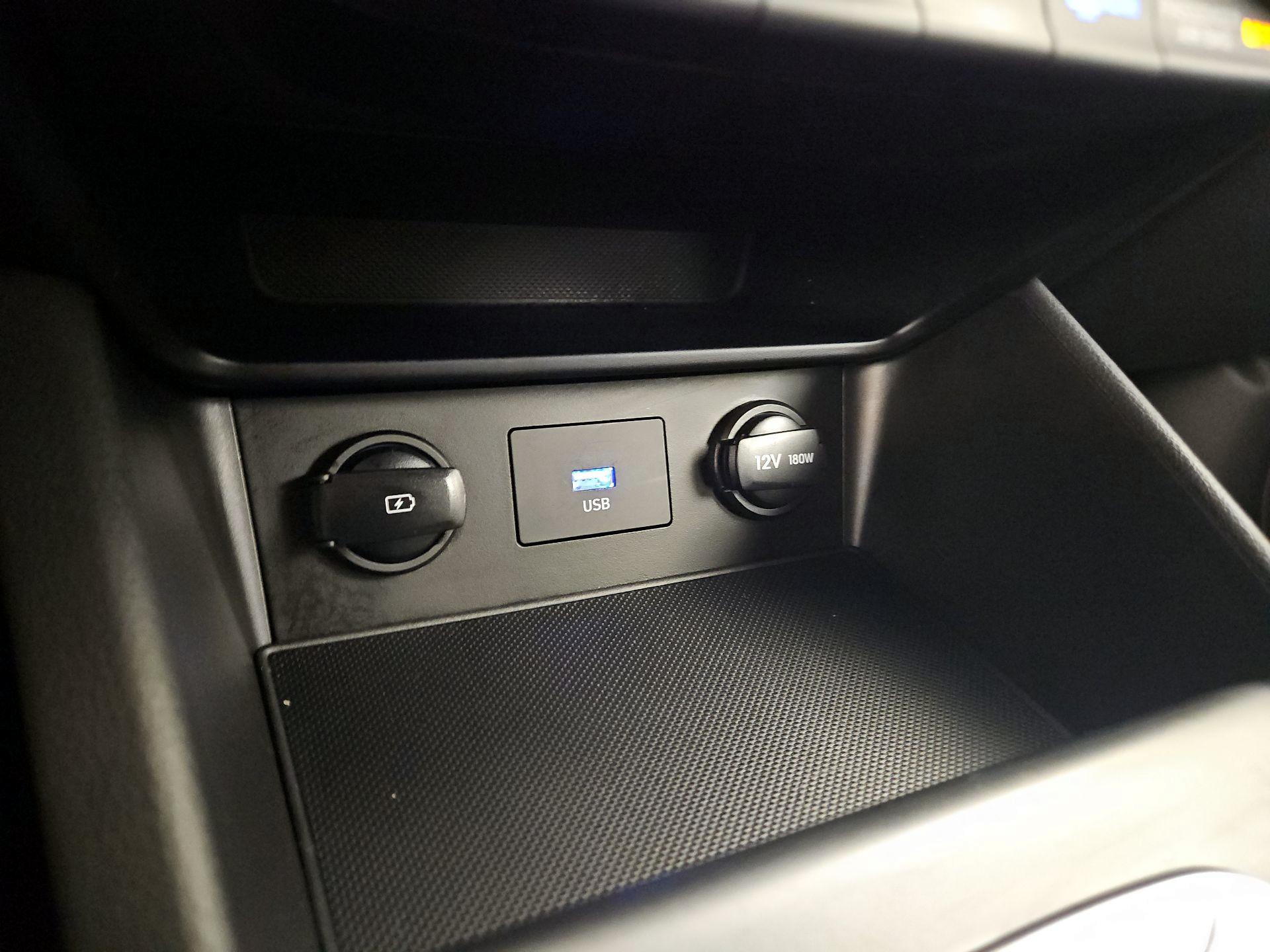 Thumbnail: 2022 Hyundai Kona - 18