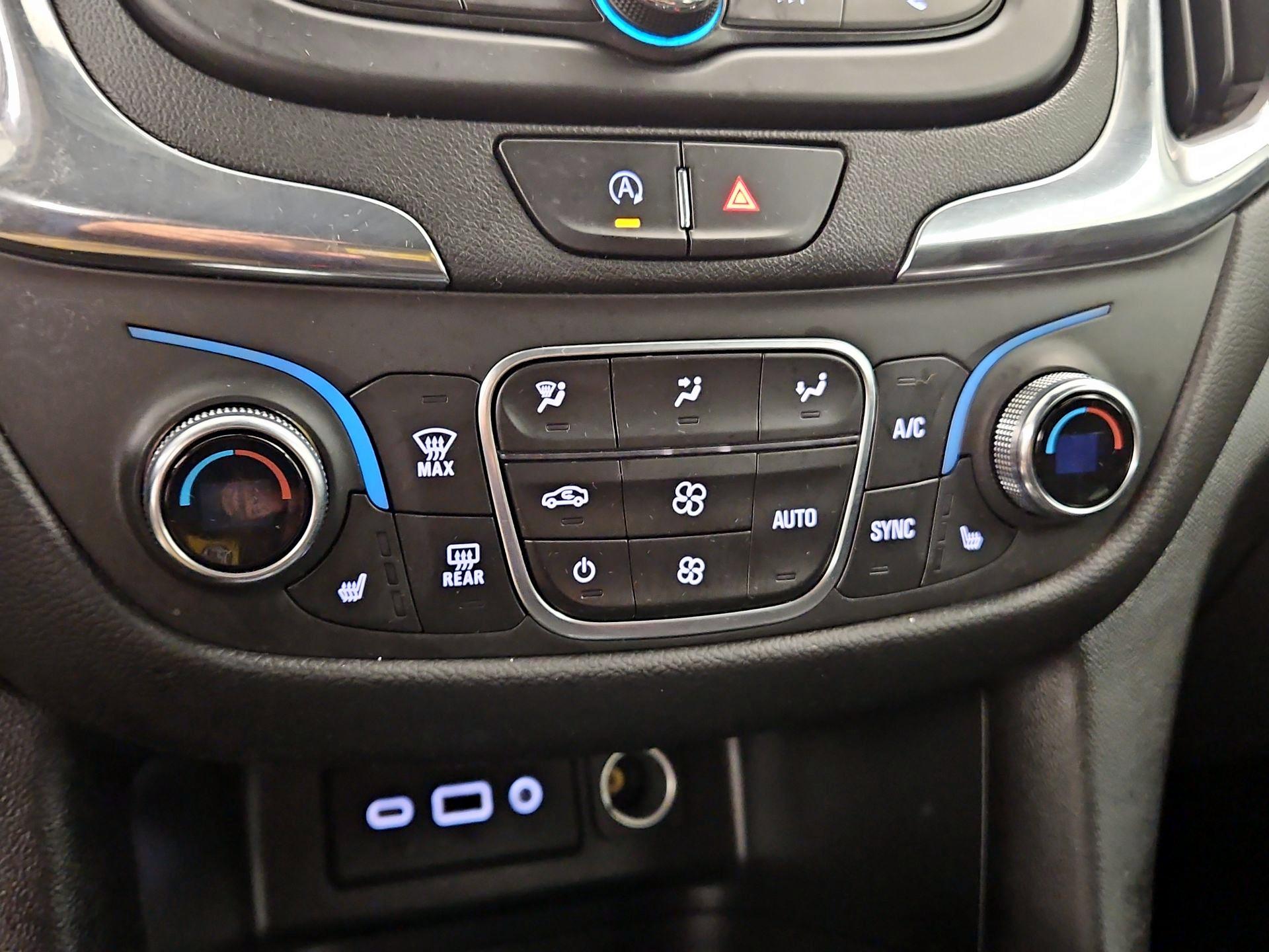 Thumbnail: 2023 Chevrolet Equinox - 16