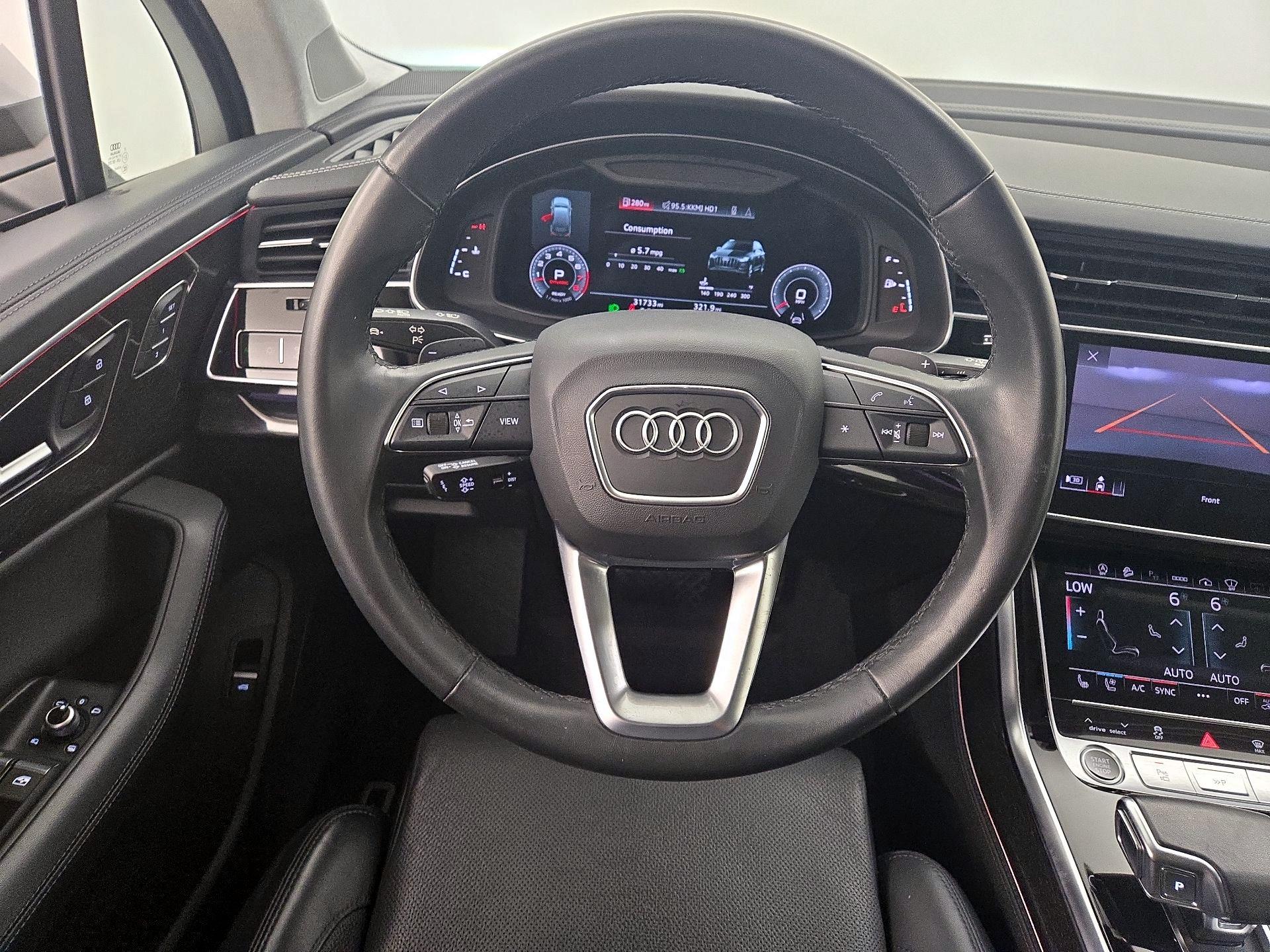 Thumbnail: 2023 Audi Q7 - 10