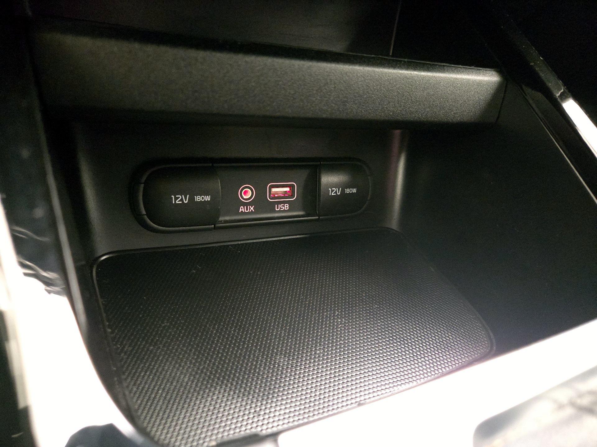 Thumbnail: 2021 Kia Forte - 18