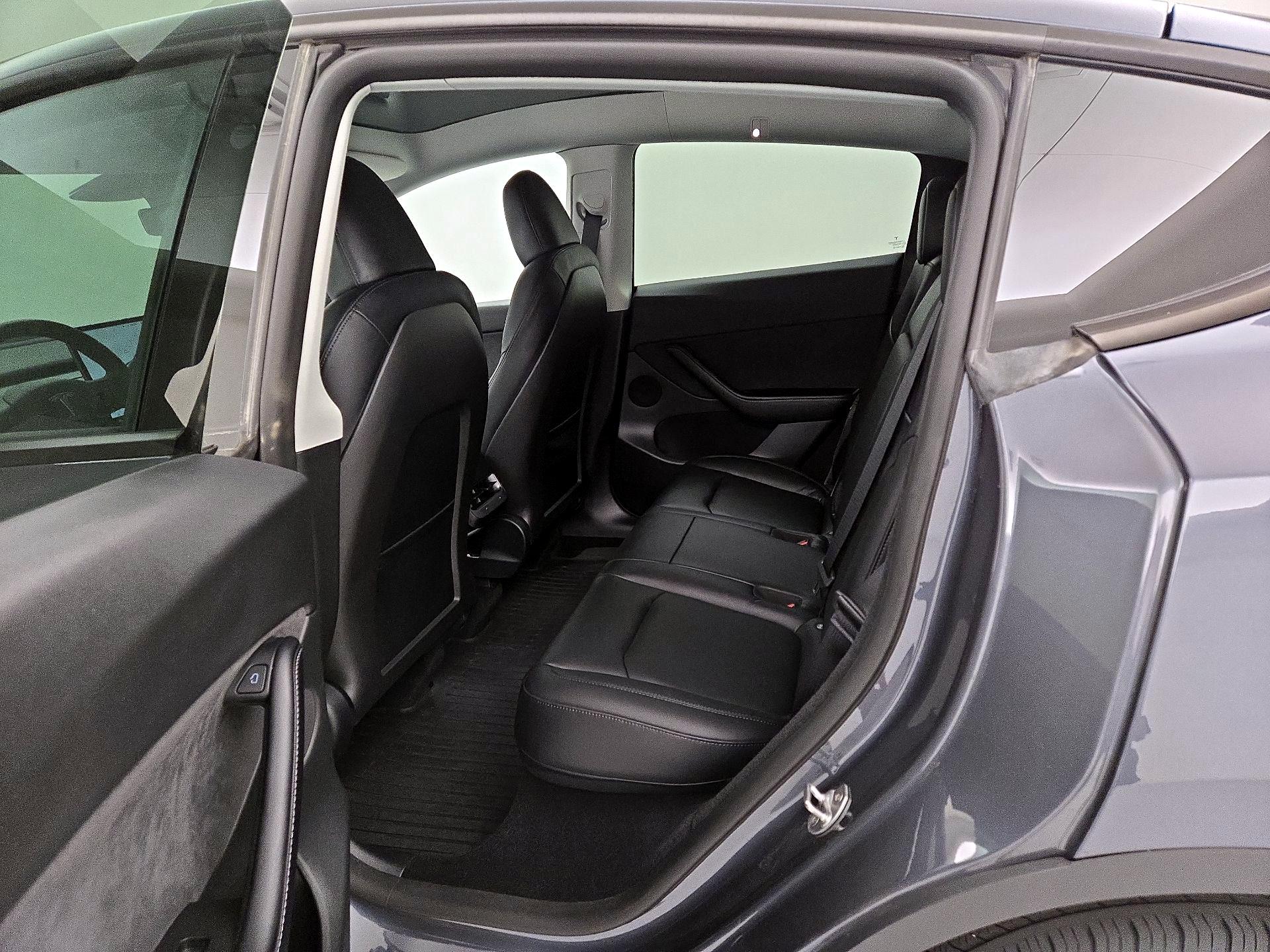Thumbnail: 2022 Tesla Model Y - 20