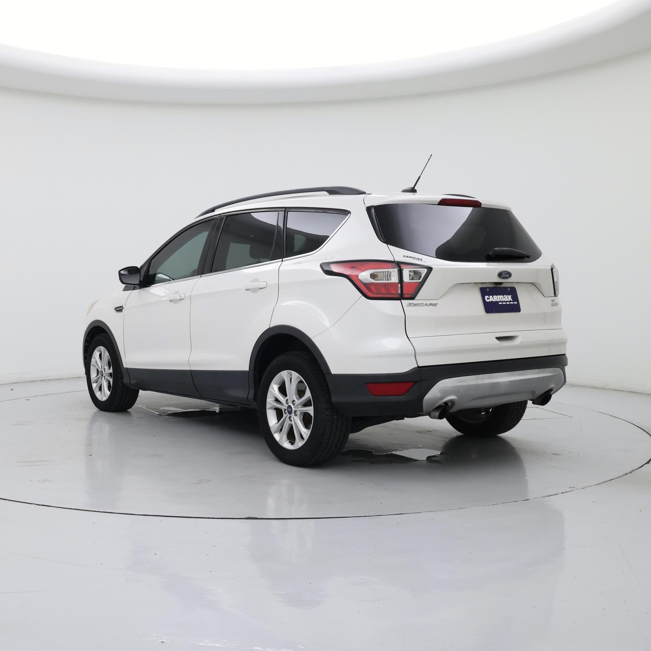 Thumbnail: 2017 Ford Escape - 2