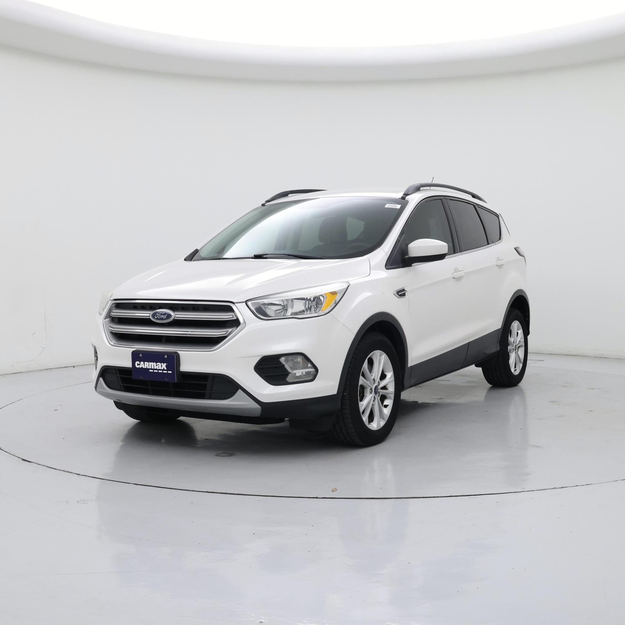 Thumbnail: 2017 Ford Escape - 4
