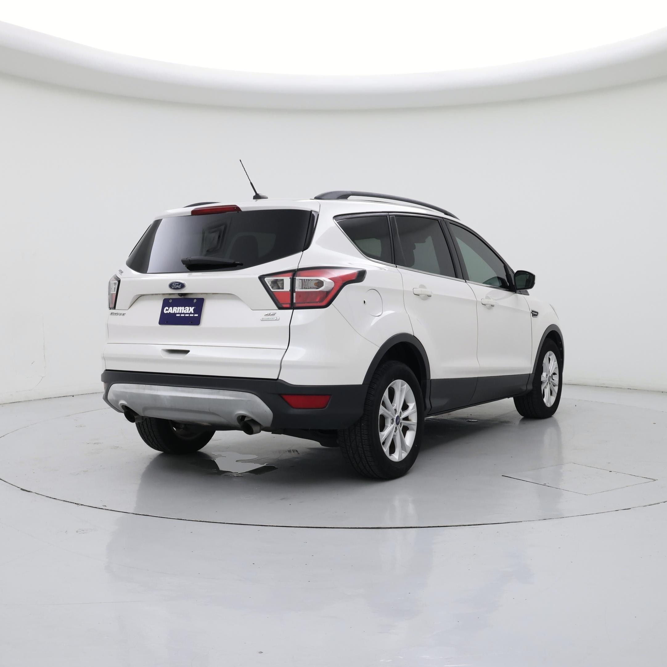 Thumbnail: 2017 Ford Escape - 8