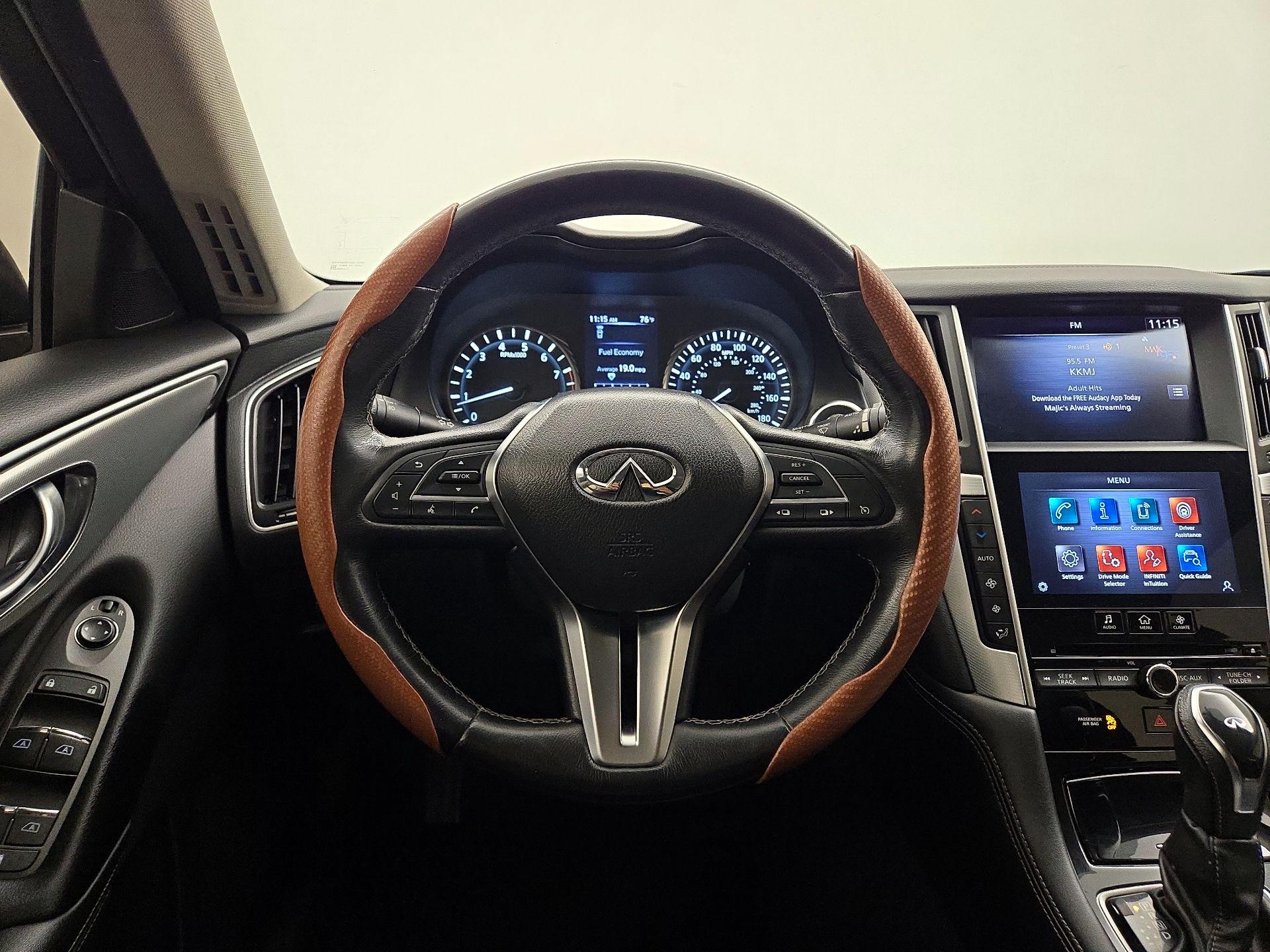 Thumbnail: 2020 INFINITI Q50 - 10