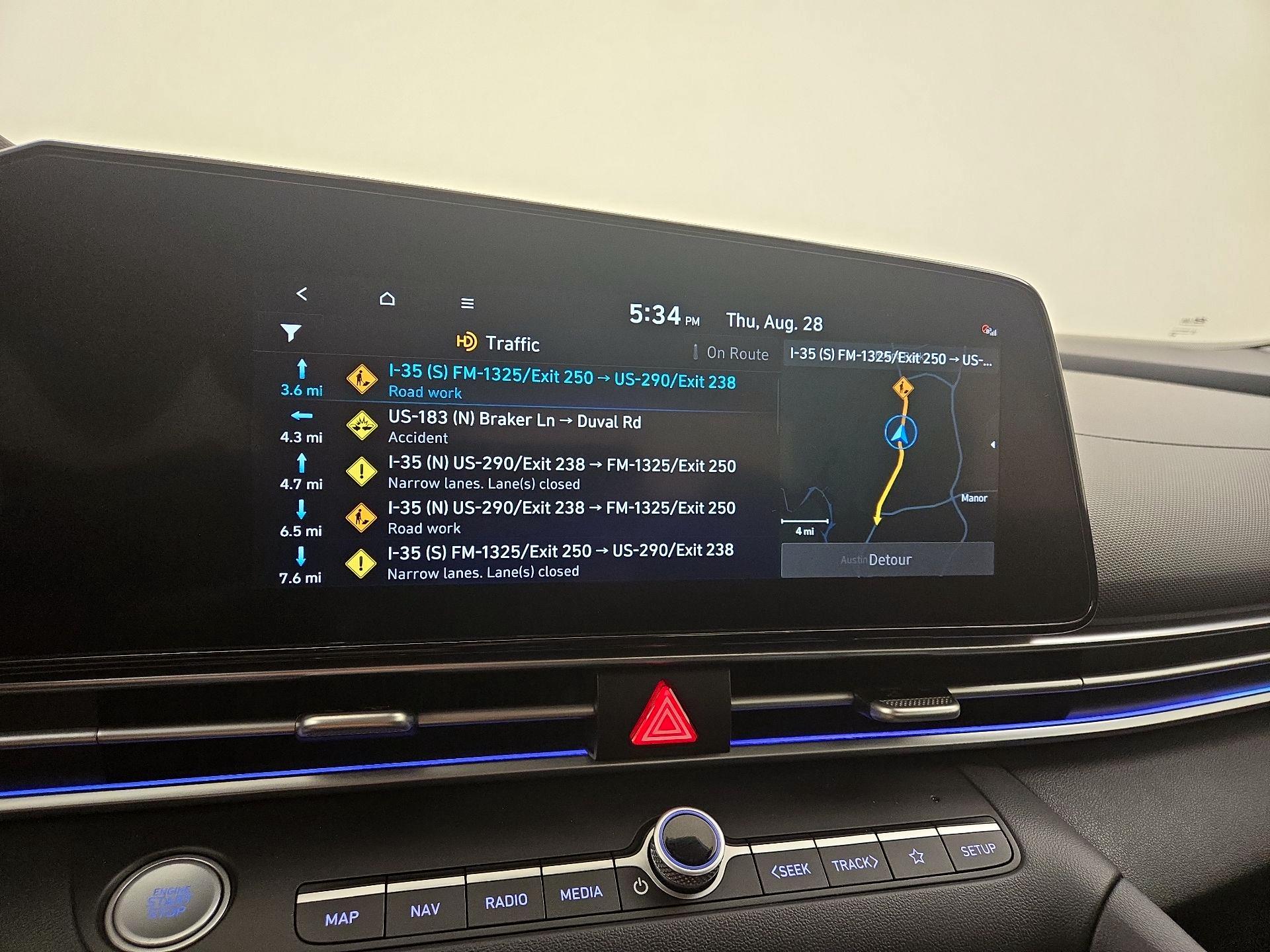 Thumbnail: 2023 Hyundai Elantra - 14