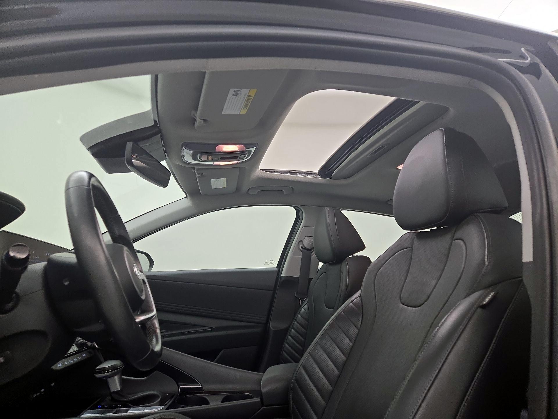 Thumbnail: 2023 Hyundai Elantra - 20