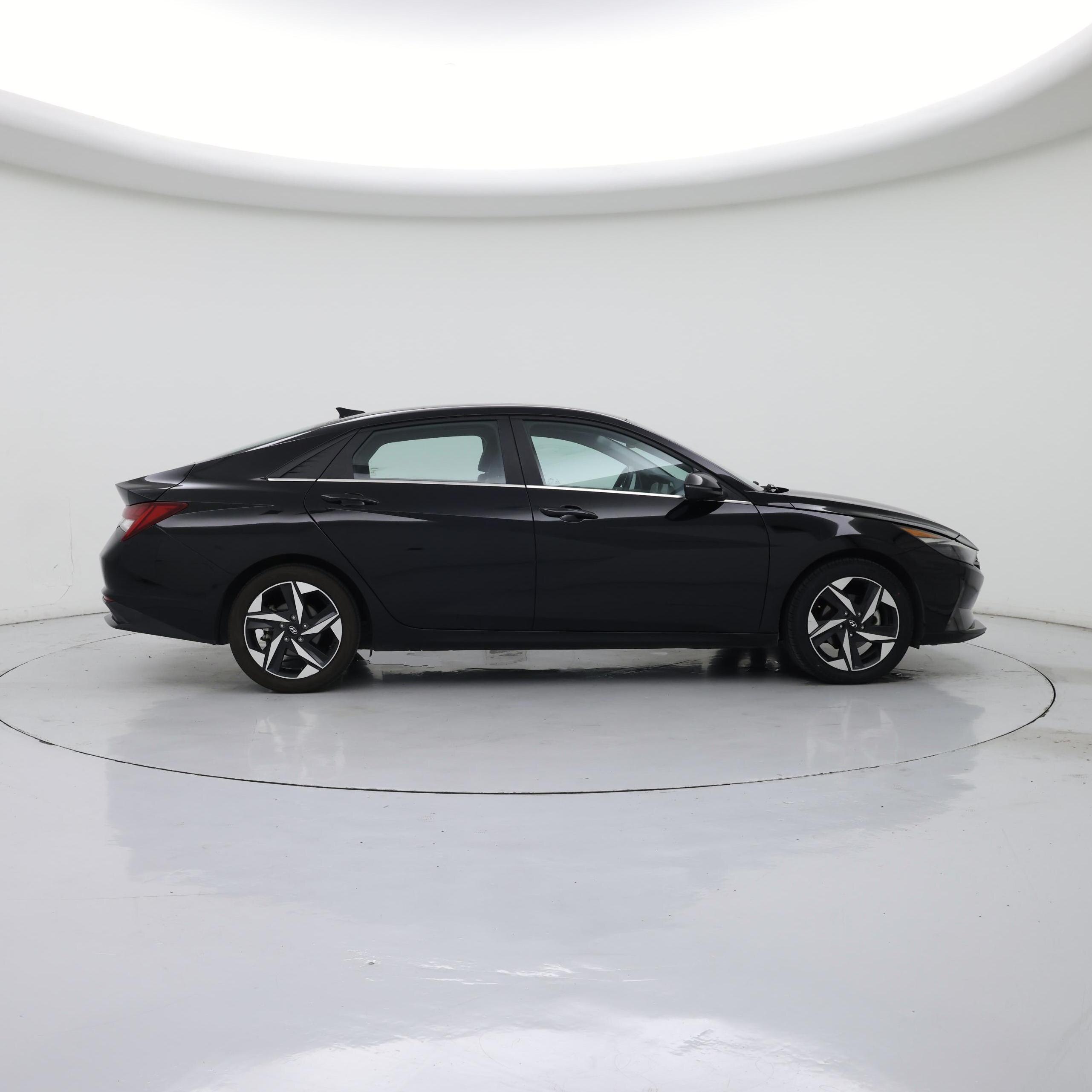 Thumbnail: 2023 Hyundai Elantra - 7