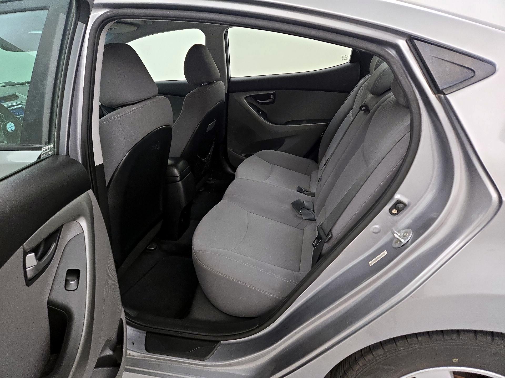 Thumbnail: 2015 Hyundai Elantra - 18