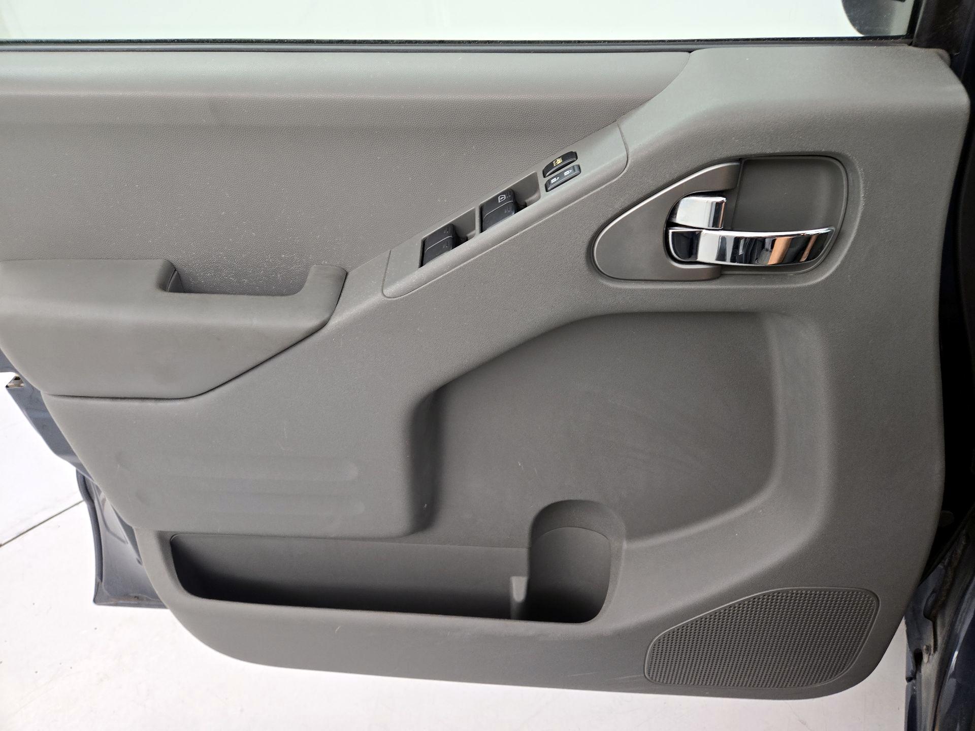 Thumbnail: 2015 Nissan Frontier - 12