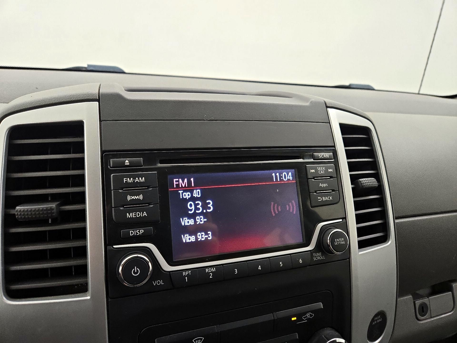 Thumbnail: 2015 Nissan Frontier - 14