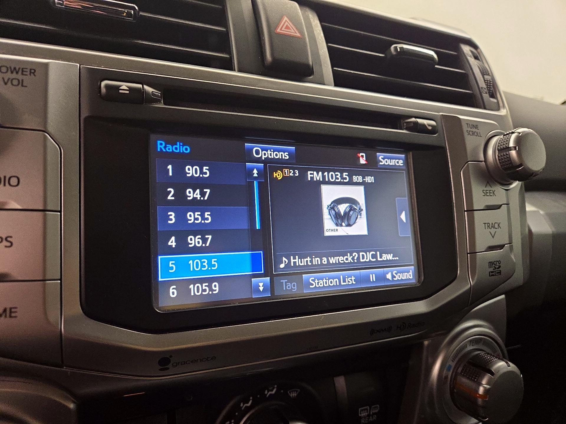 Thumbnail: 2016 Toyota 4Runner - 16