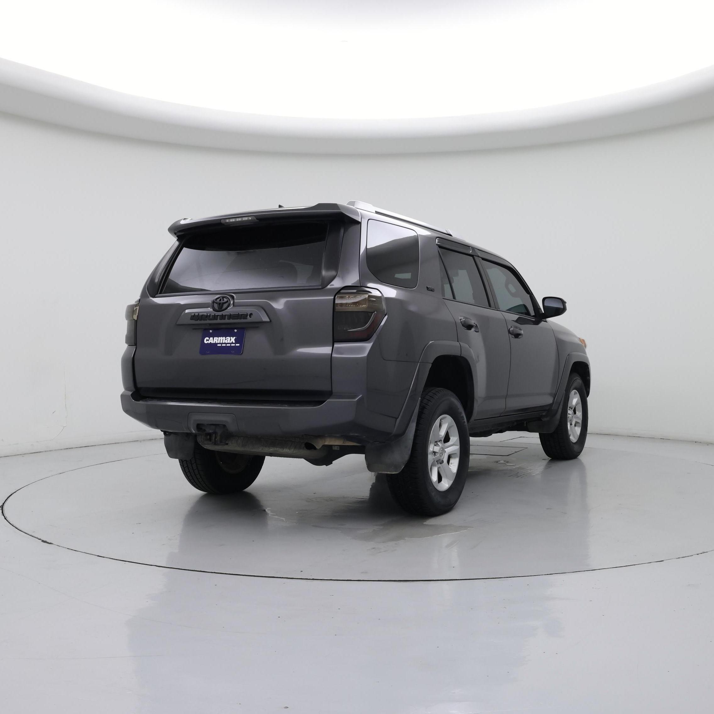 Thumbnail: 2016 Toyota 4Runner - 8