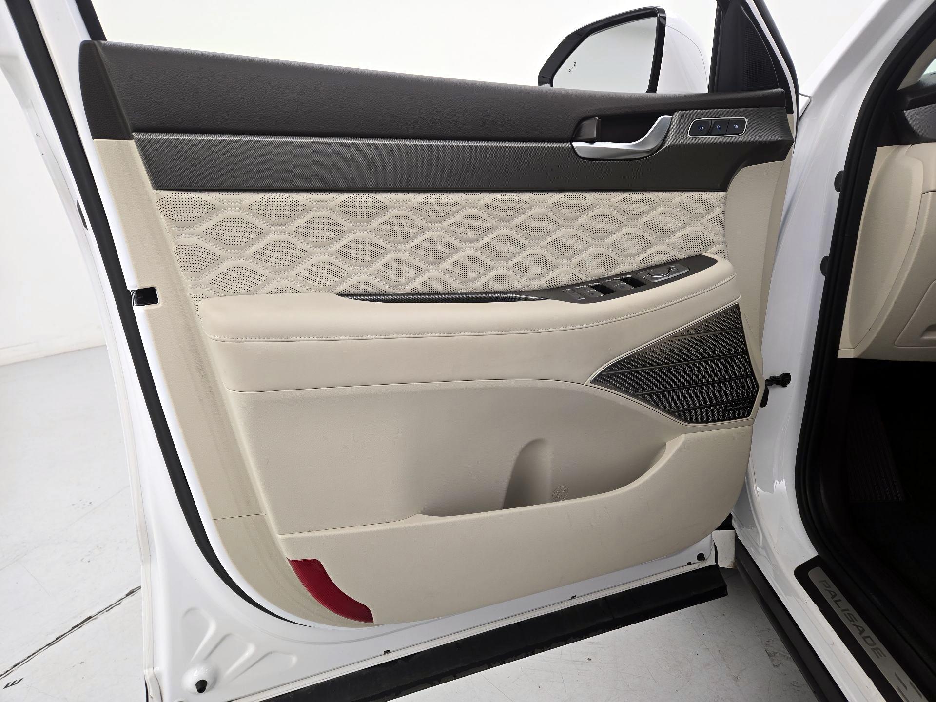 Thumbnail: 2021 Hyundai Palisade - 12