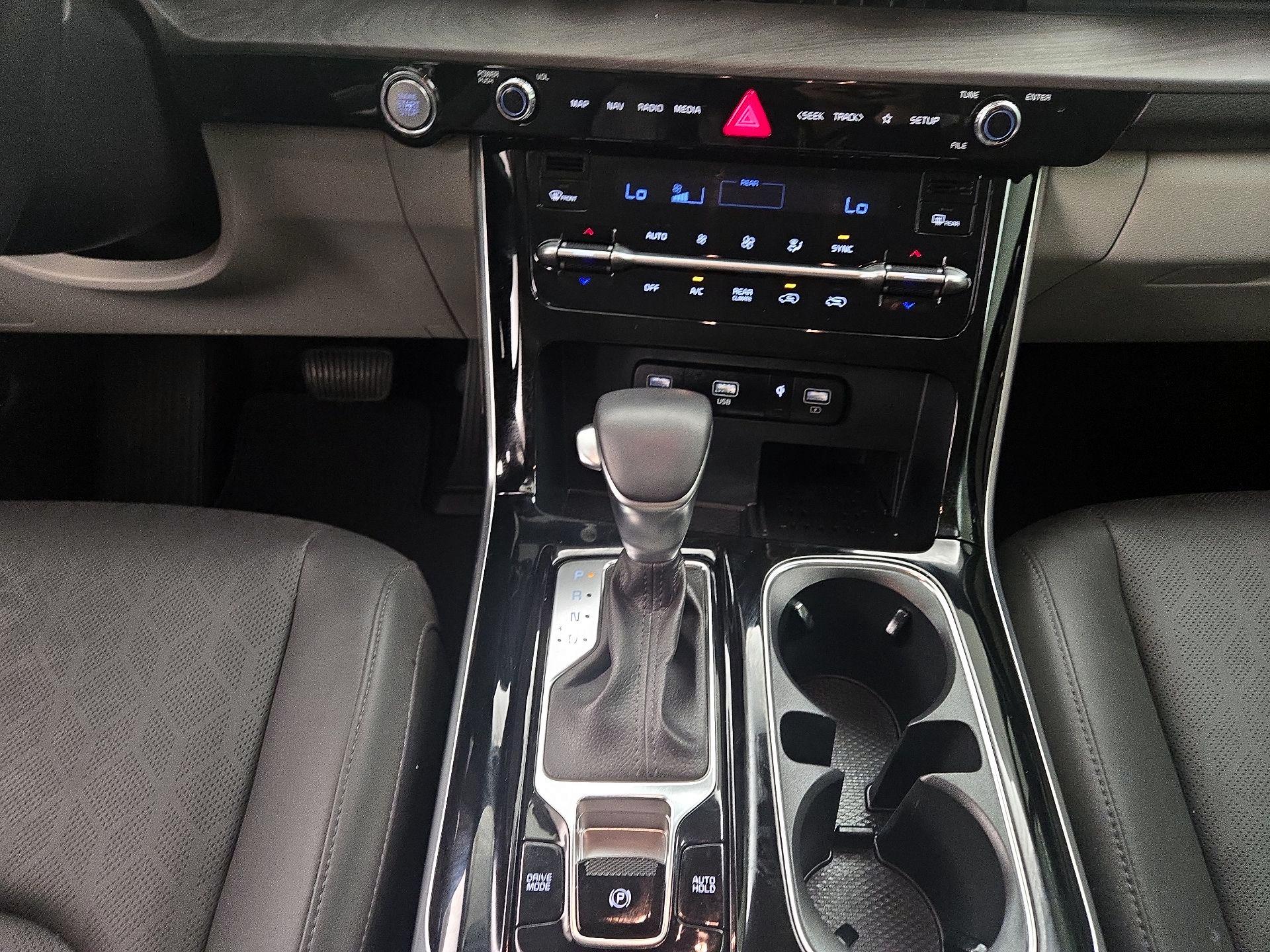 Thumbnail: 2024 Kia Carnival - 17