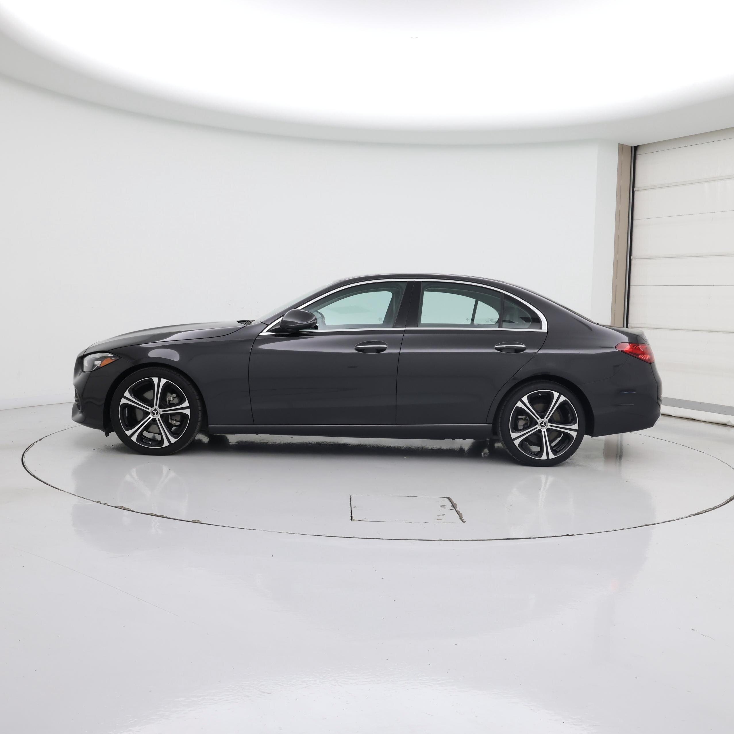 Thumbnail: 2023 Mercedes-Benz C-Class - 3