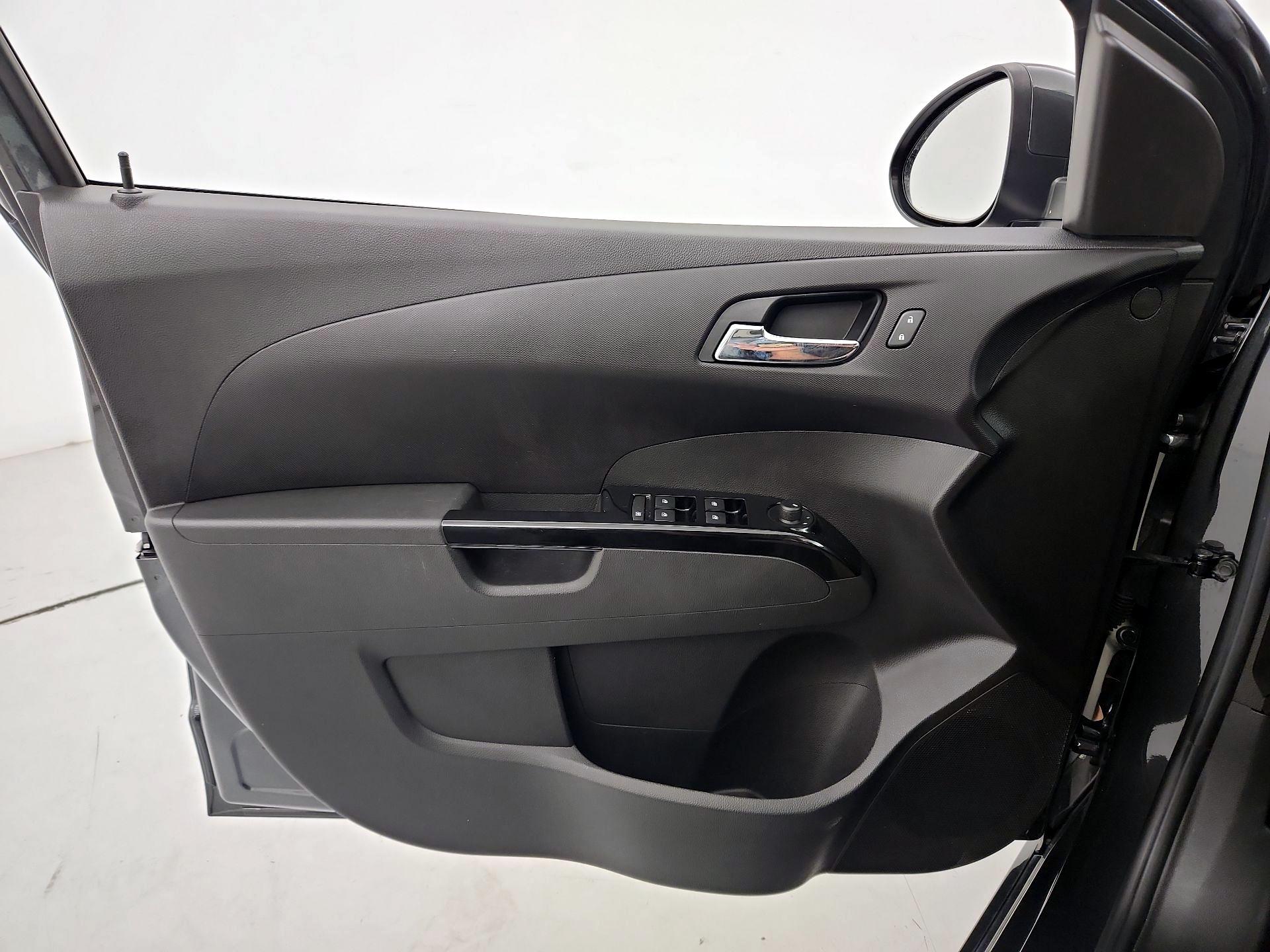 Thumbnail: 2020 Chevrolet Sonic - 12