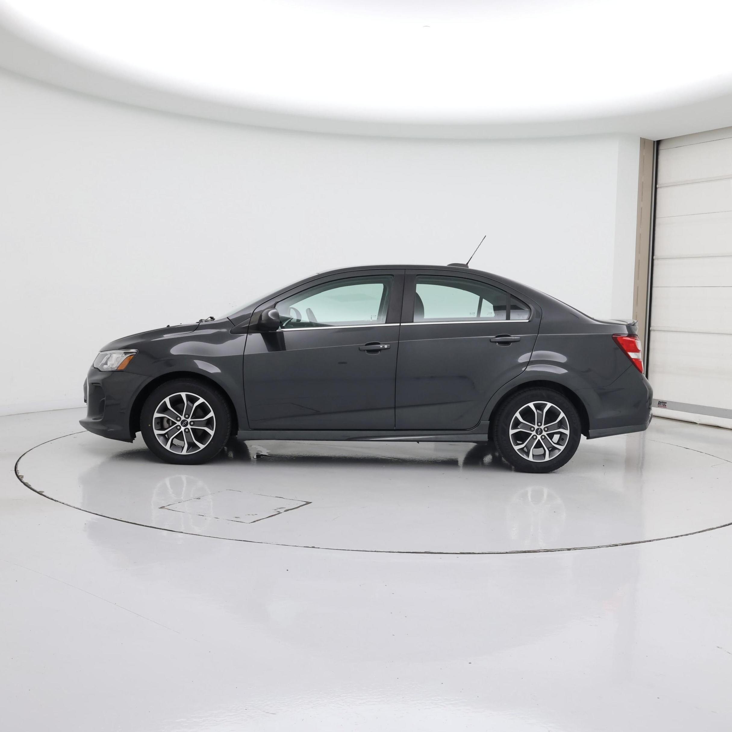 Thumbnail: 2020 Chevrolet Sonic - 3