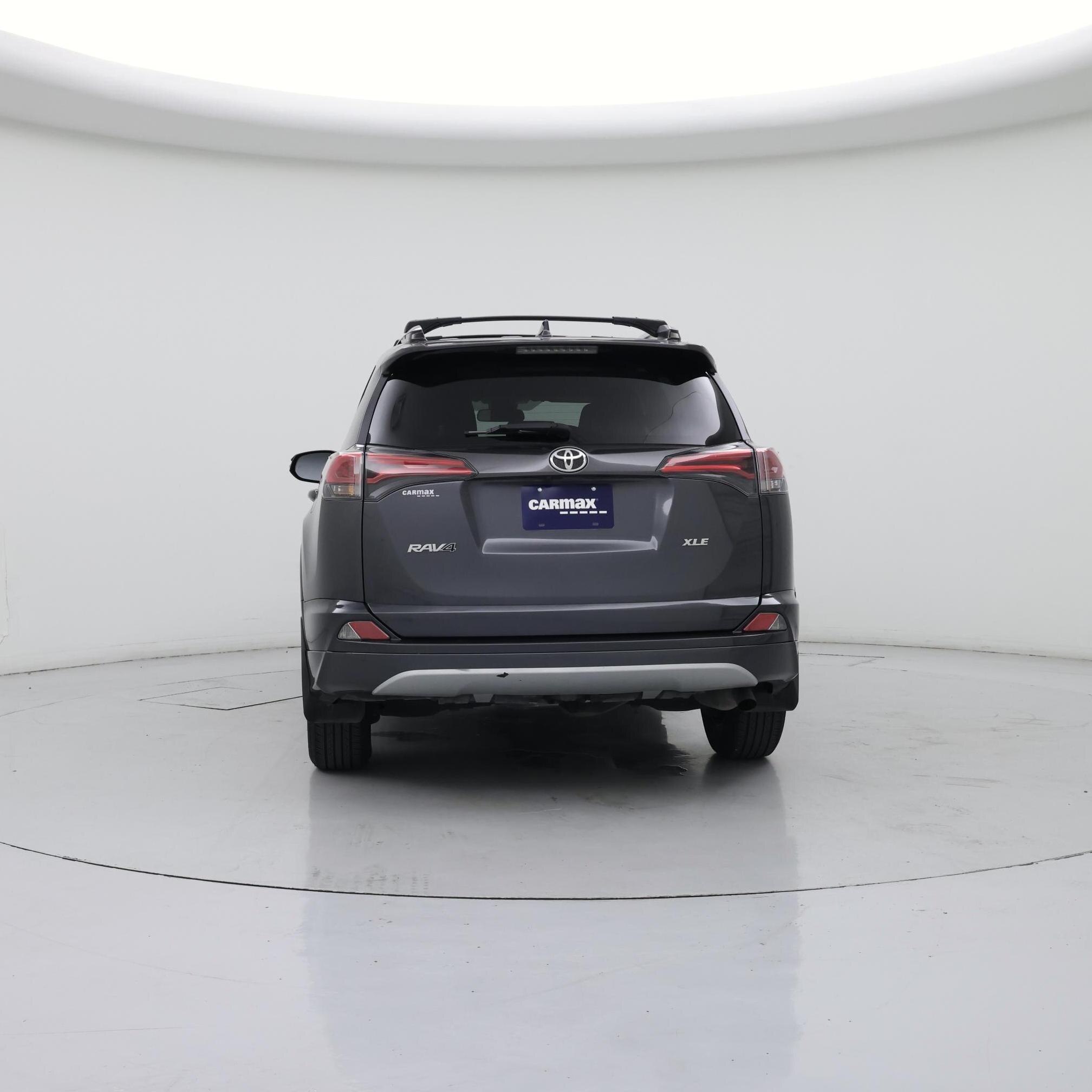 Thumbnail: 2018 Toyota RAV4 - 6